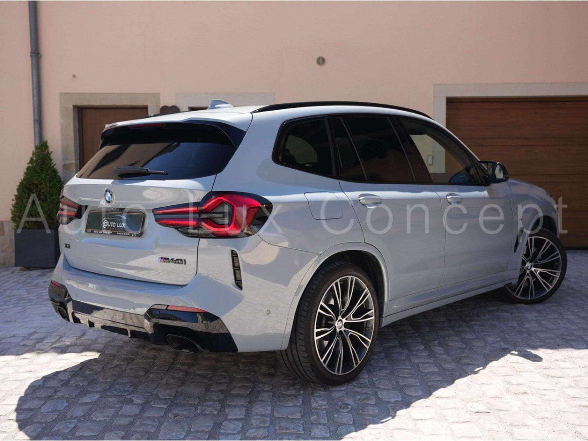 BMW X3 i (2023) - Photo 3