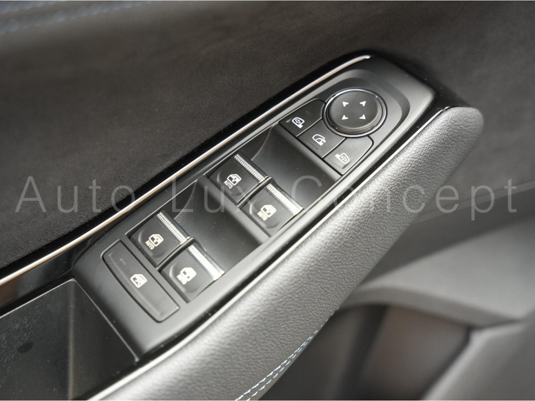 Renault Espace E-Tech Full Hybrid 200 Esprit Alpine 7 places (2025) - Photo 28