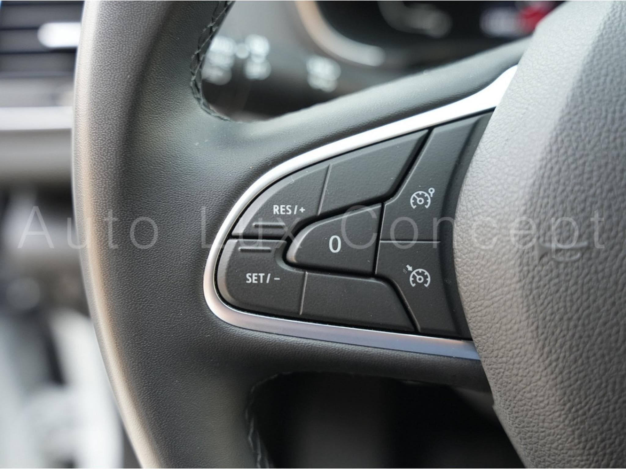 Renault Megane 1.5 dCi 115 EDC7 Equilibre (2024) - Photo 17