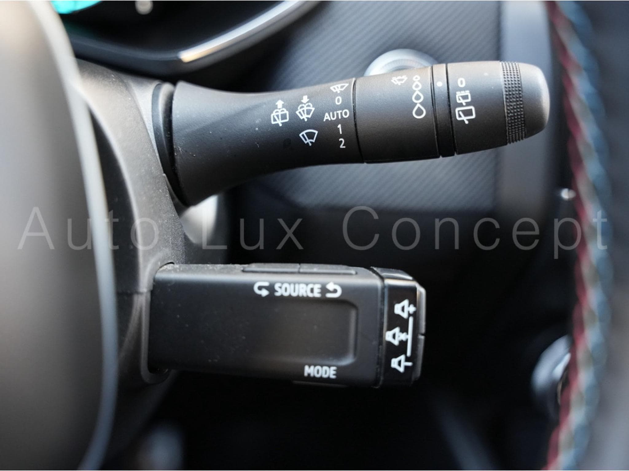 Renault Clio E-Tech Full Hybrid 145 Esprit Alpine (2024) - Photo 22