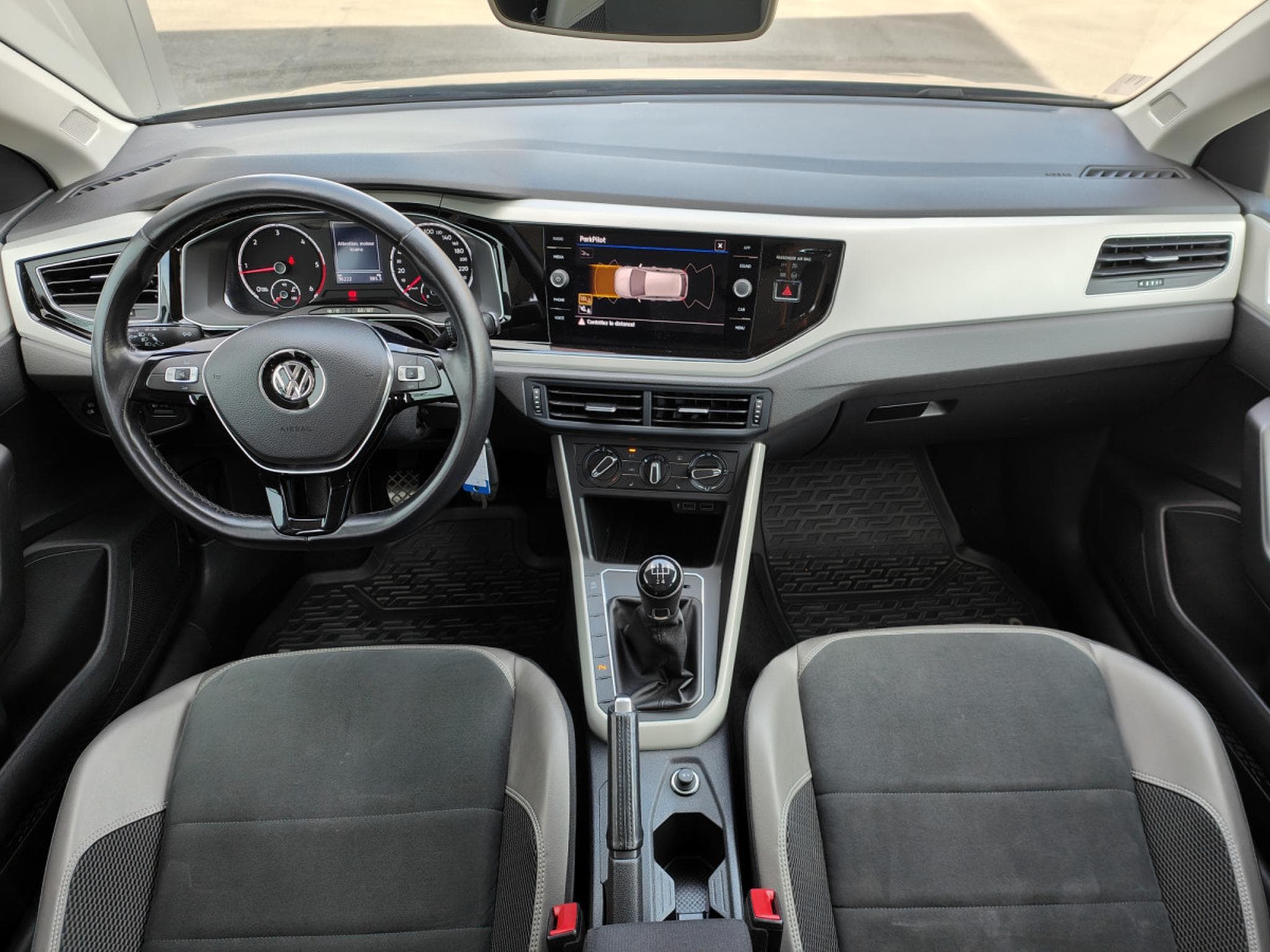 VW Polo 1.6 TDI CARPLAY BLUETOOTH CAMERA CAPTEUR AV/ARR (2020) - Foto 10