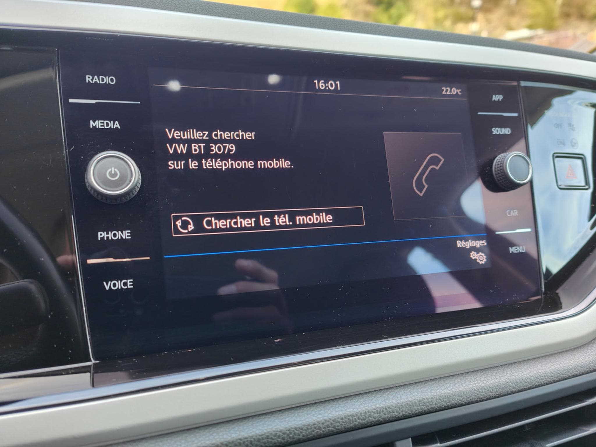 VW Polo 1.6 TDI CARPLAY BLUETOOTH CAMERA CAPTEUR AV/ARR (2020) - Foto 17