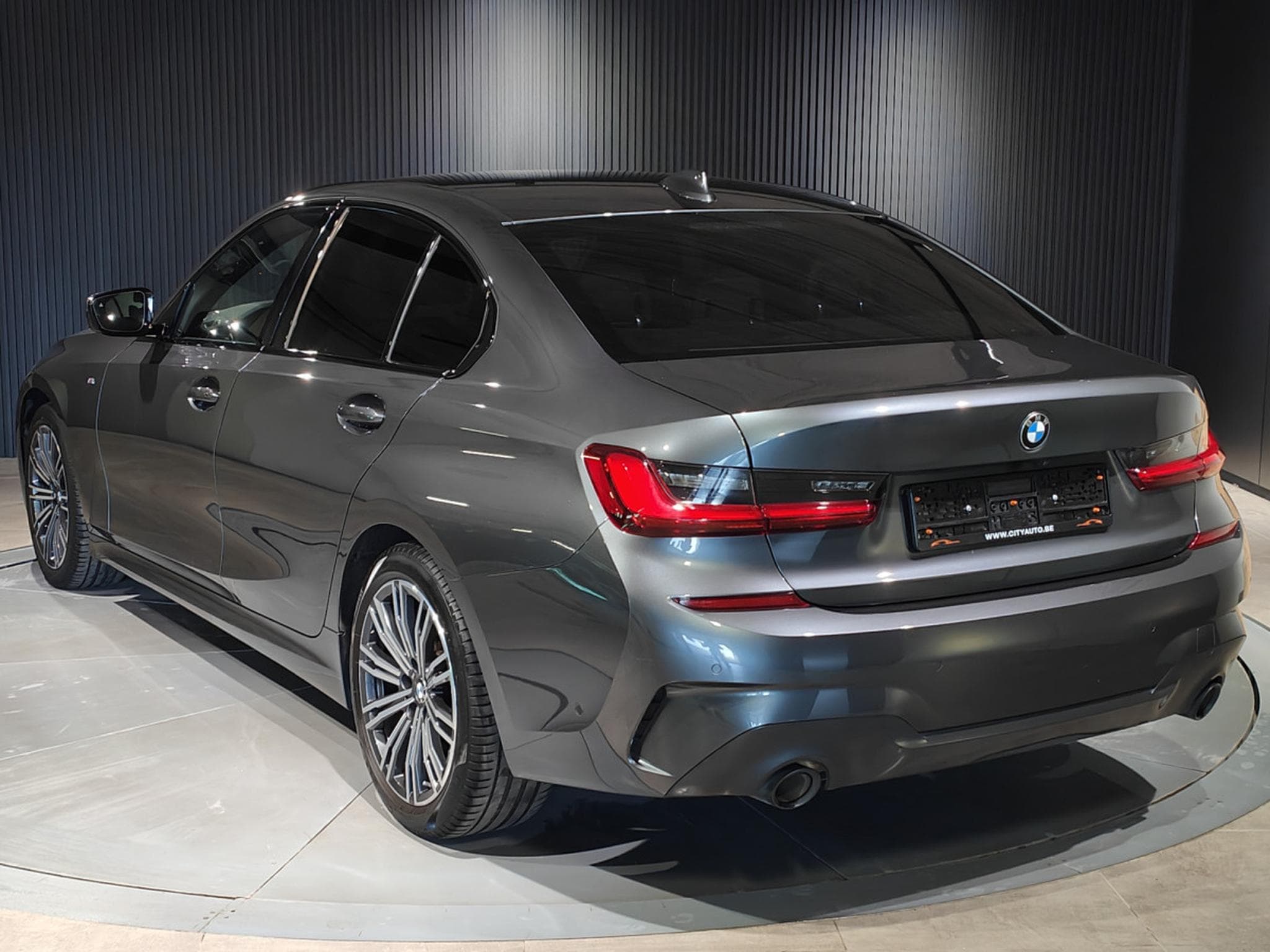 BMW 318 318iA PACK M CARPLAY GPS CAMERA ECLAIRAGE AMBIANCE (2021) - Foto 4
