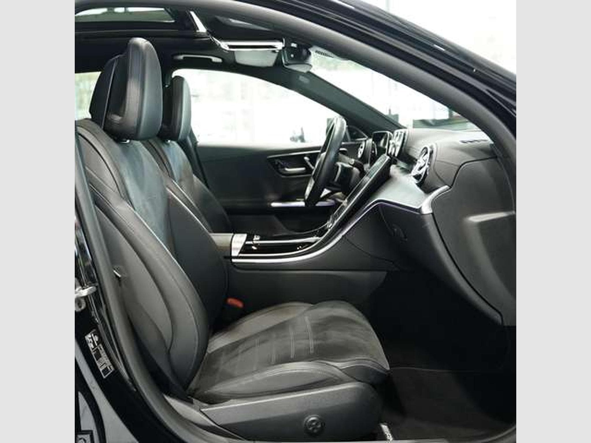 Mercedes C 300 d T AMG Line *2.H *19*Distr.*Digital*Pano (2024) - Photo 14