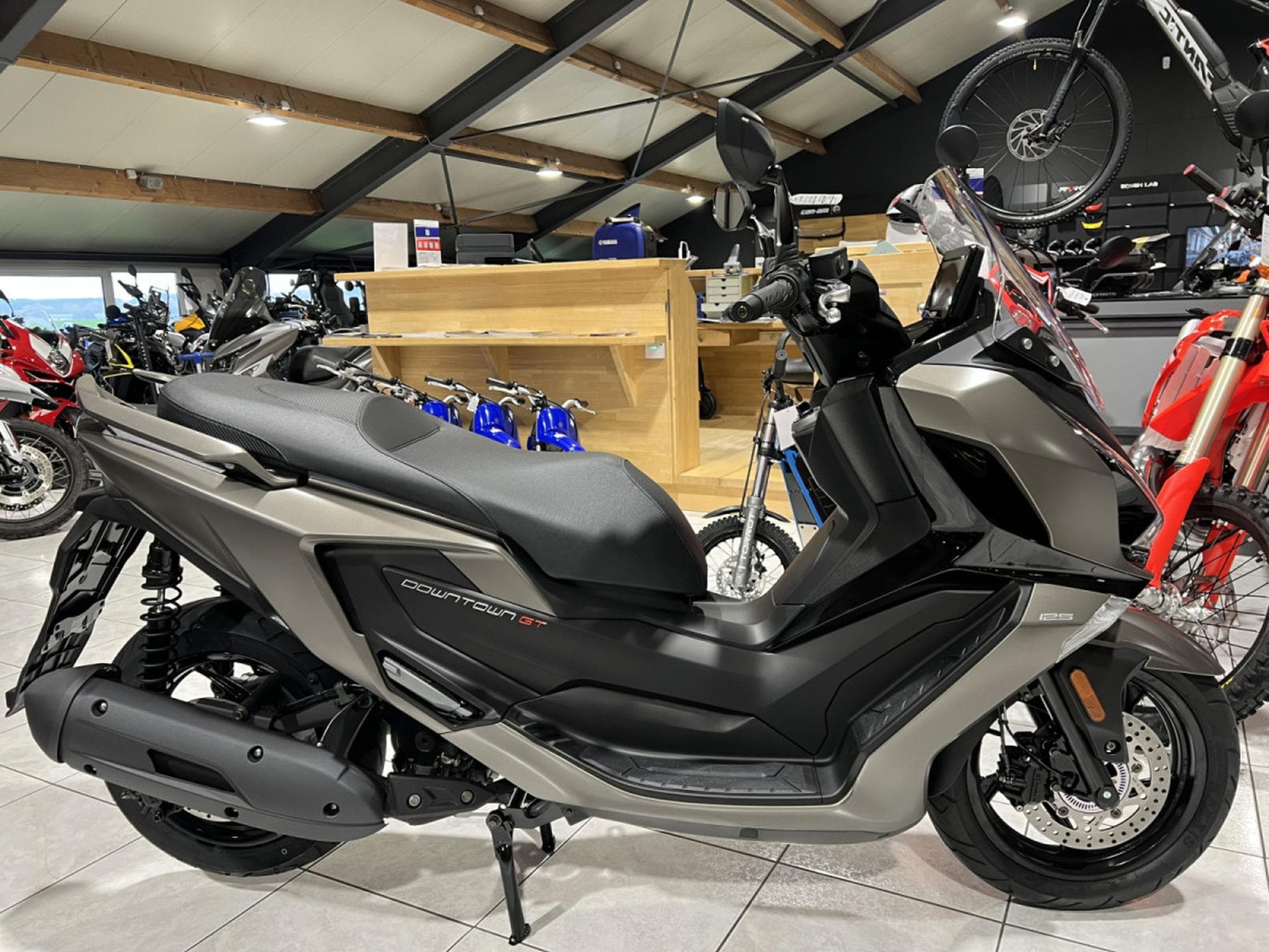 Kymco Downtown GT (2026) - Foto 1