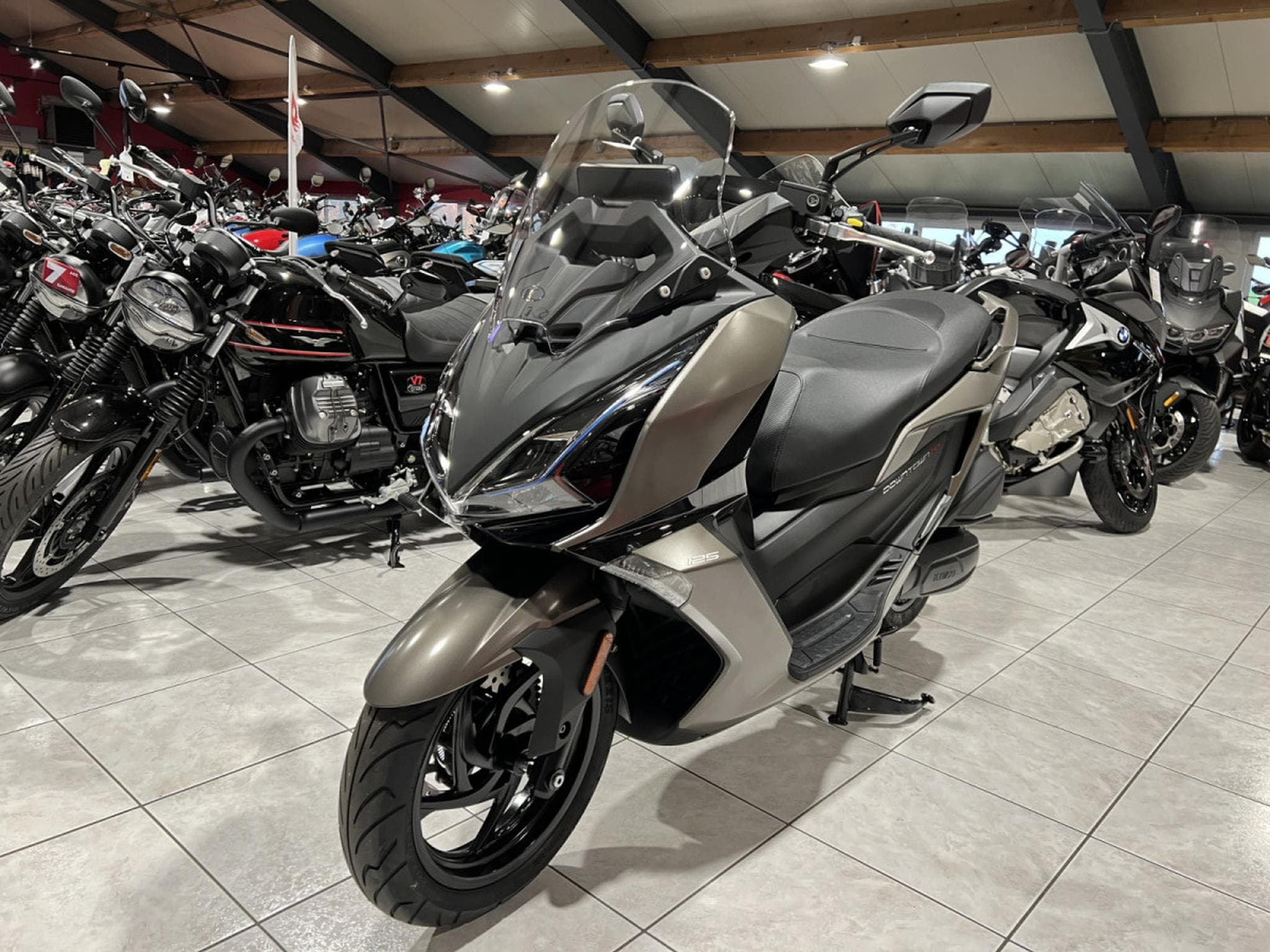 Kymco Downtown GT (2026) - Foto 2