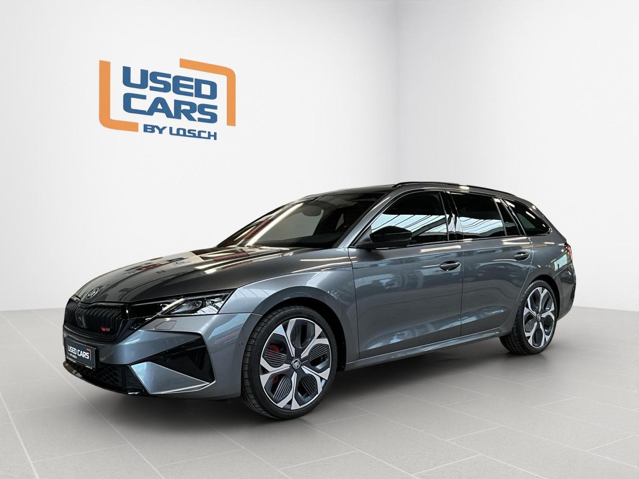 Skoda Octavia RS+DSG+LED+NAVI+PANO+LM19+AHK (2025) - Photo 4