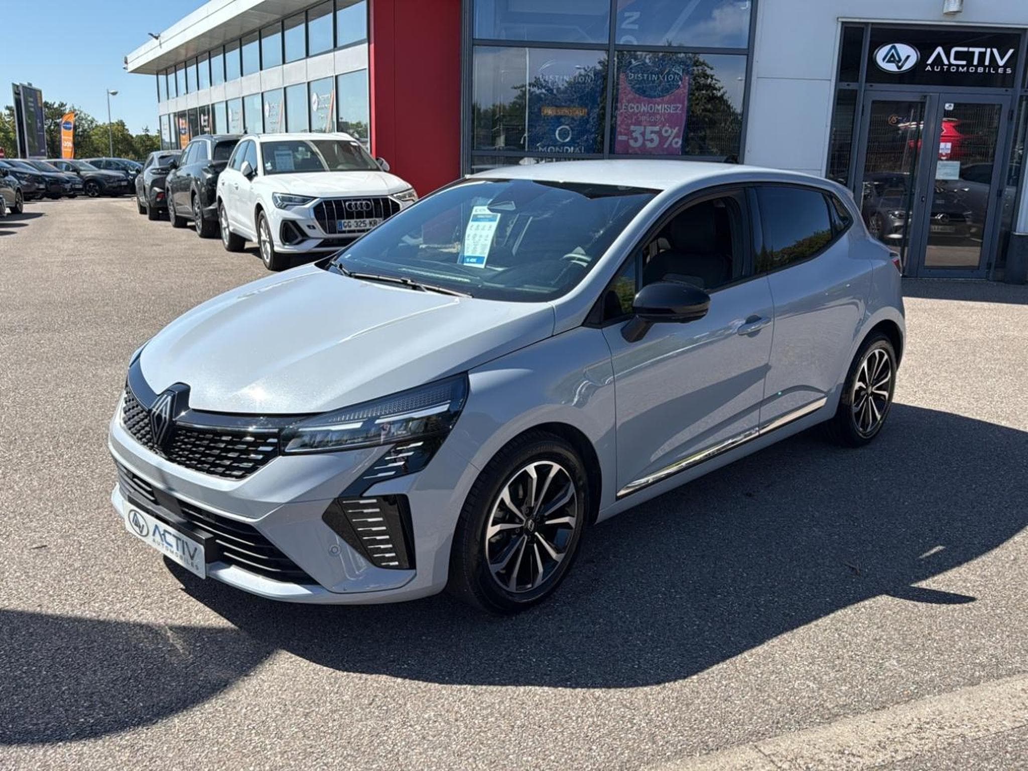 Renault Clio 1.0 TCE 90 TECHNO (2025) - Photo 1