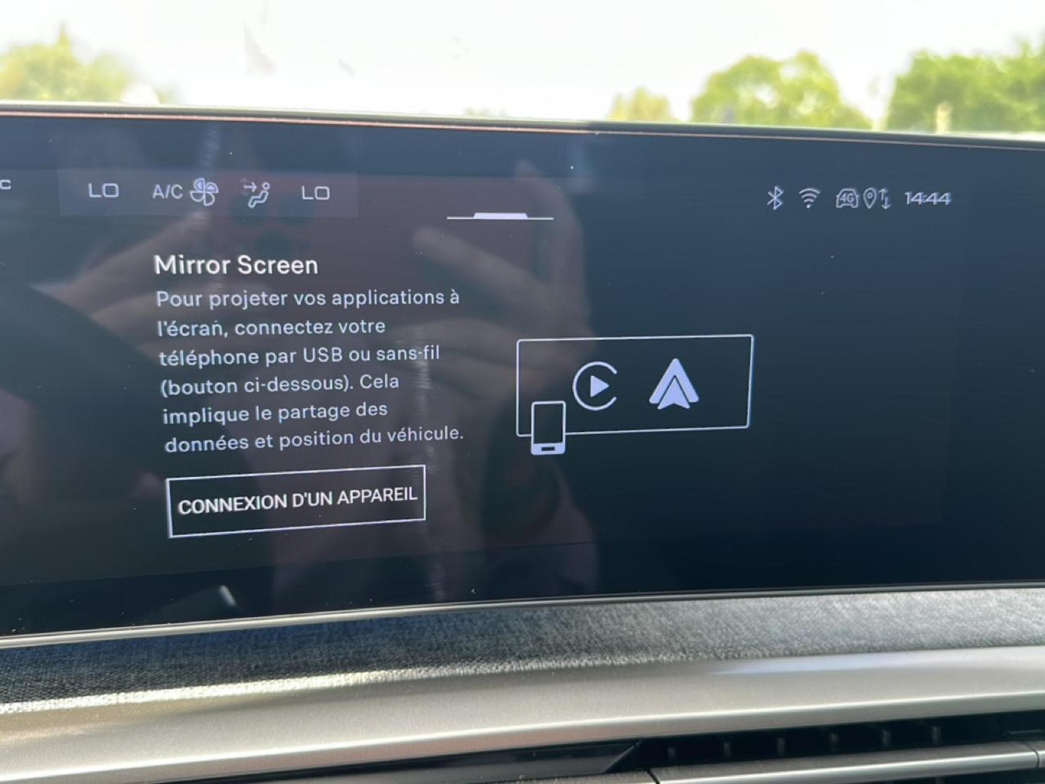 Peugeot 3008 1.2 HYBRID 145  ALLURE E-DCS6 (2025) - Photo 16