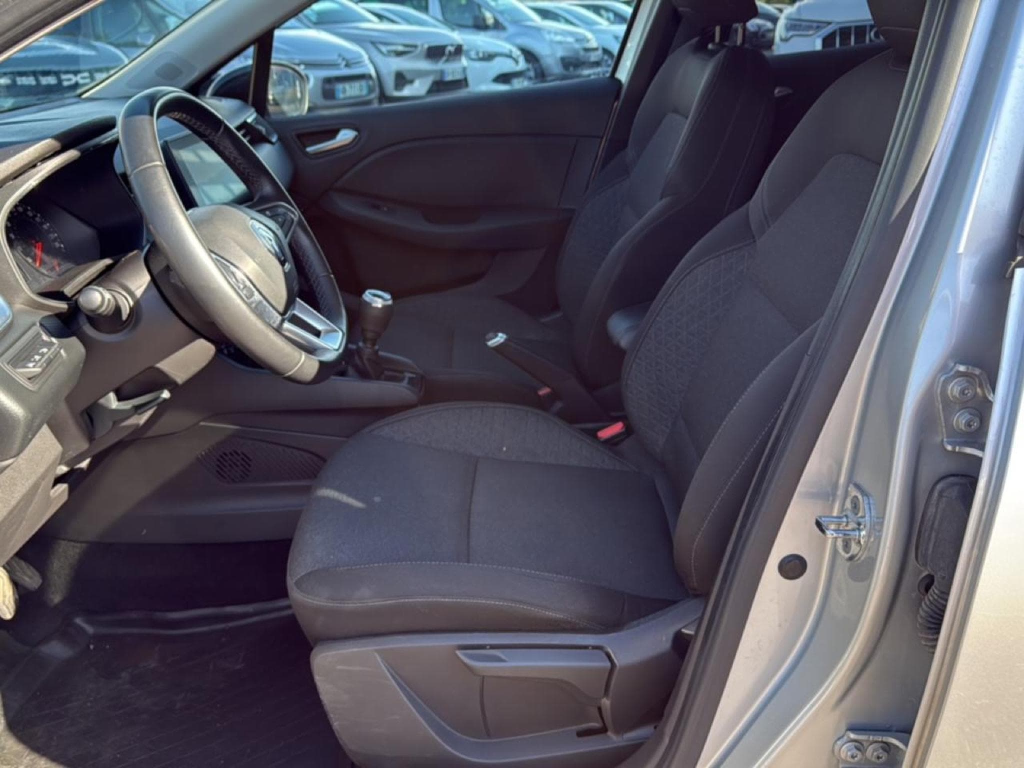 Renault Clio 1.0 TCE 90 ZEN (2021) - Photo 19