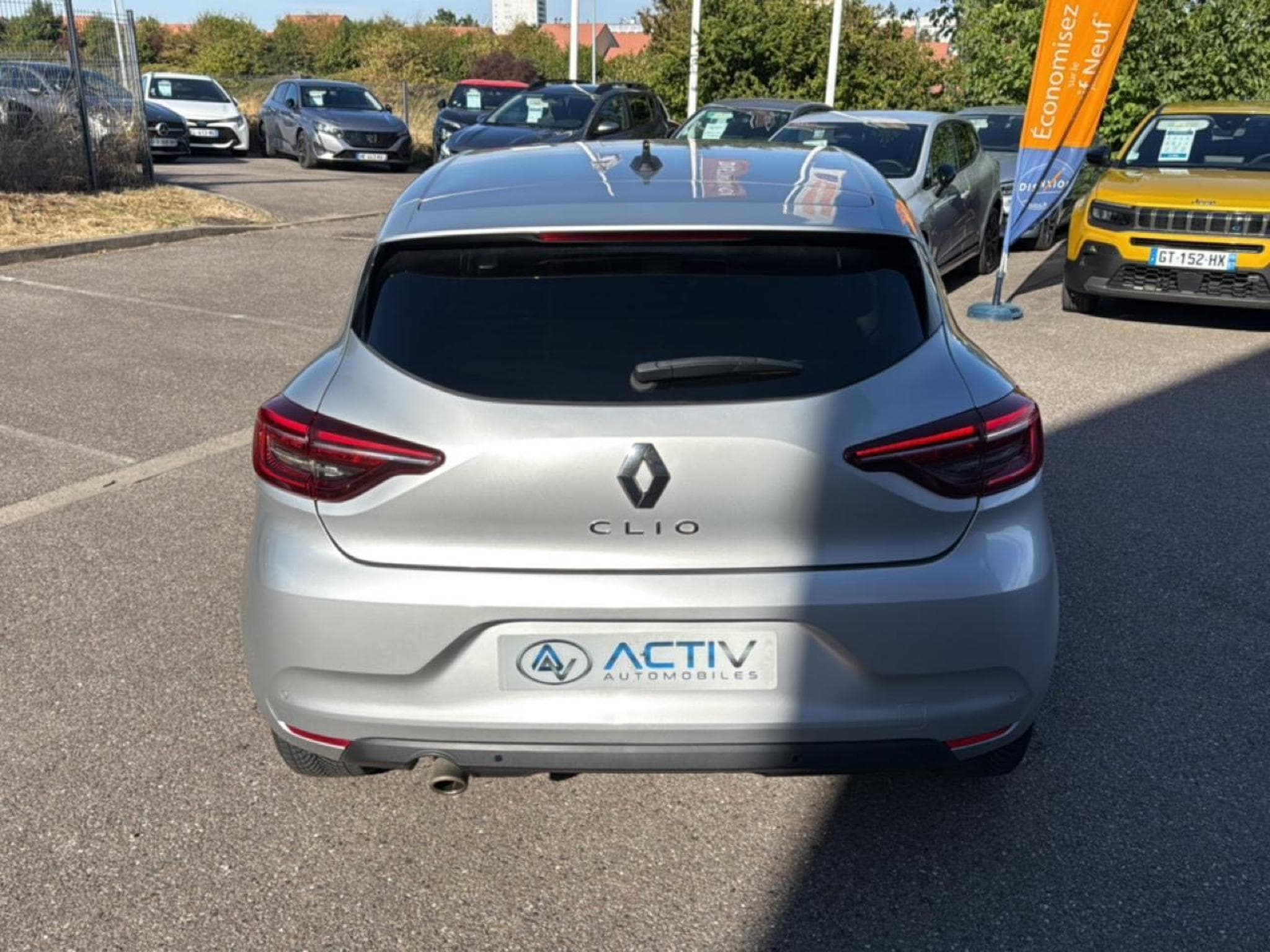 Renault Clio 1.0 TCE 90 ZEN (2021) - Photo 8