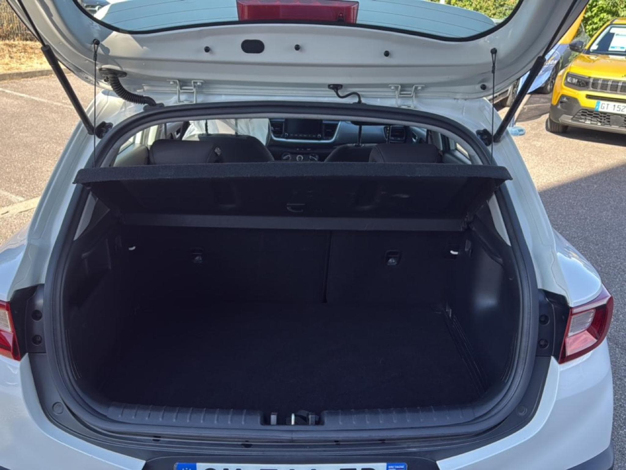 Kia STONIC 1.0 T-GDI 100 MOTION (2023) - Photo 15