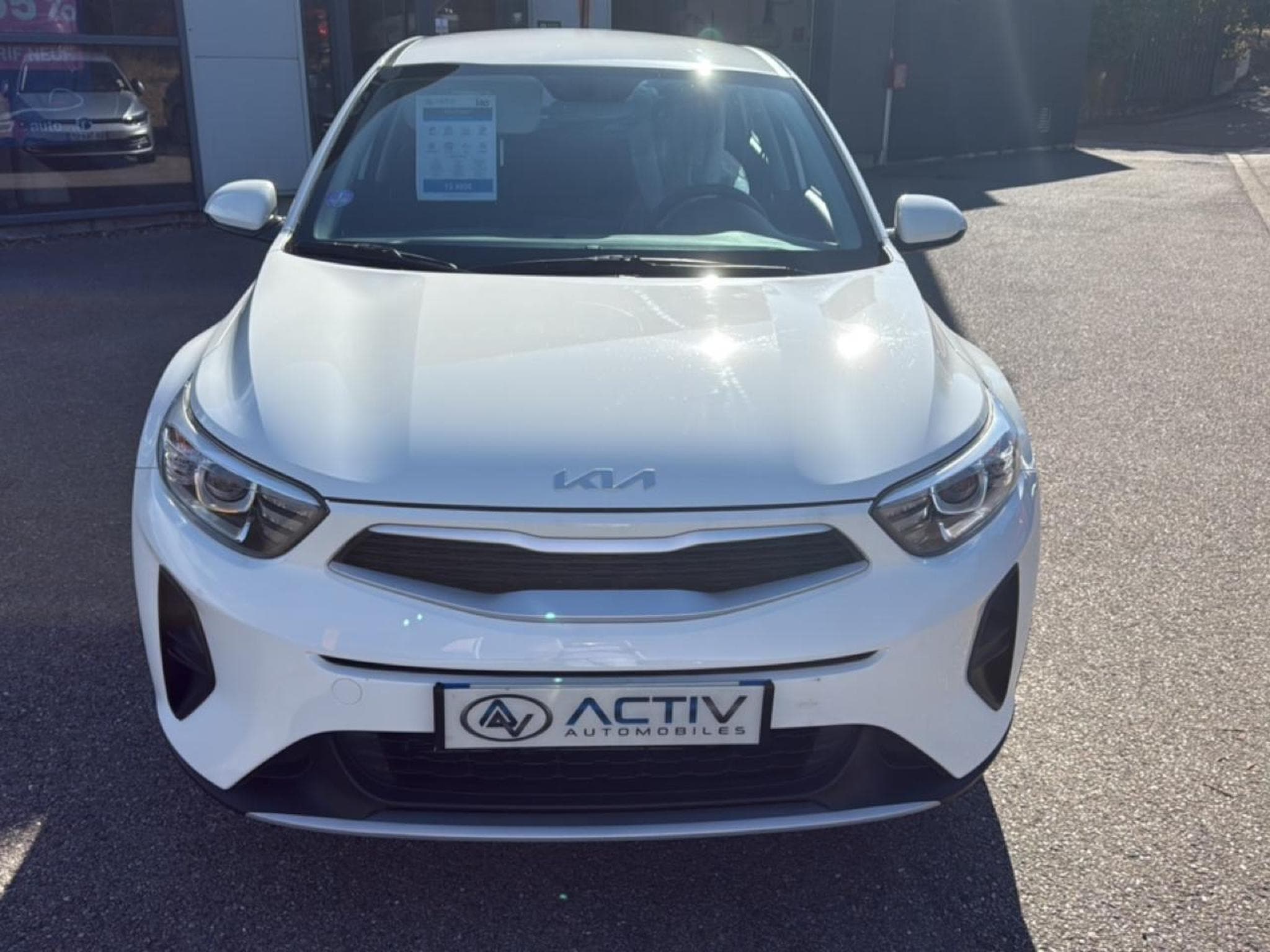 Kia STONIC 1.0 T-GDI 100 MOTION (2023) - Photo 2