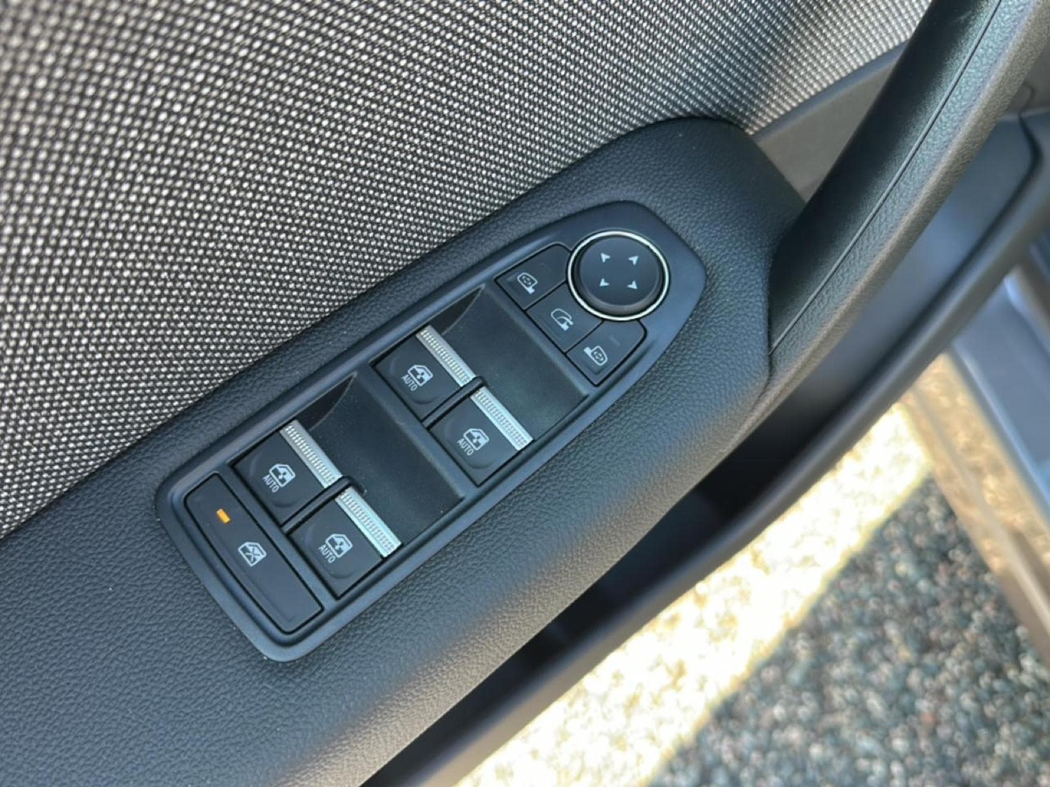 Renault Captur 1.8 E-TECH FULL HYBRID 160 TECHNO (2026) - Photo 16