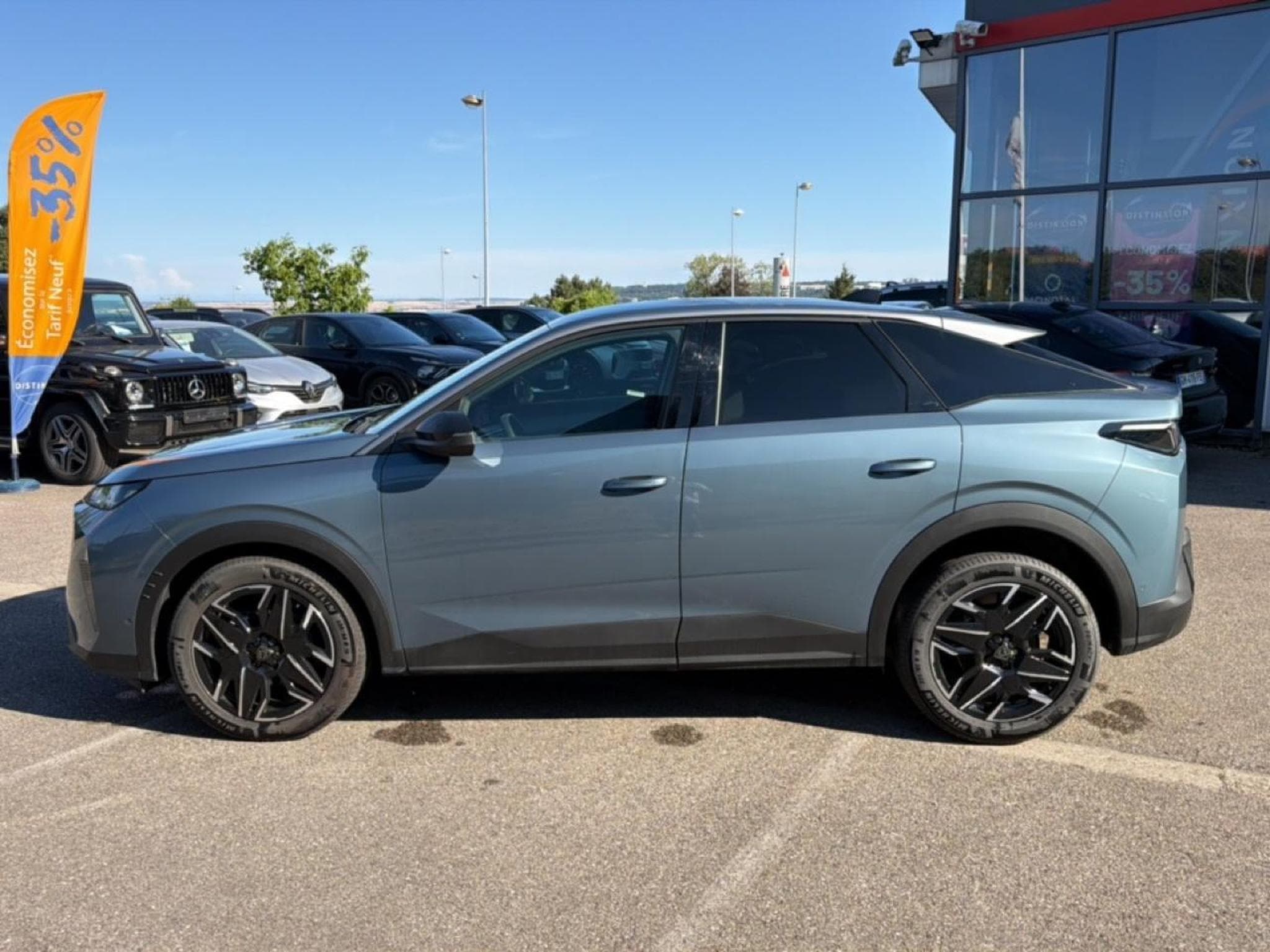 Peugeot 3008 1.2 HYBRID 145 ALLURE E-DCS6 (2025) - Photo 7