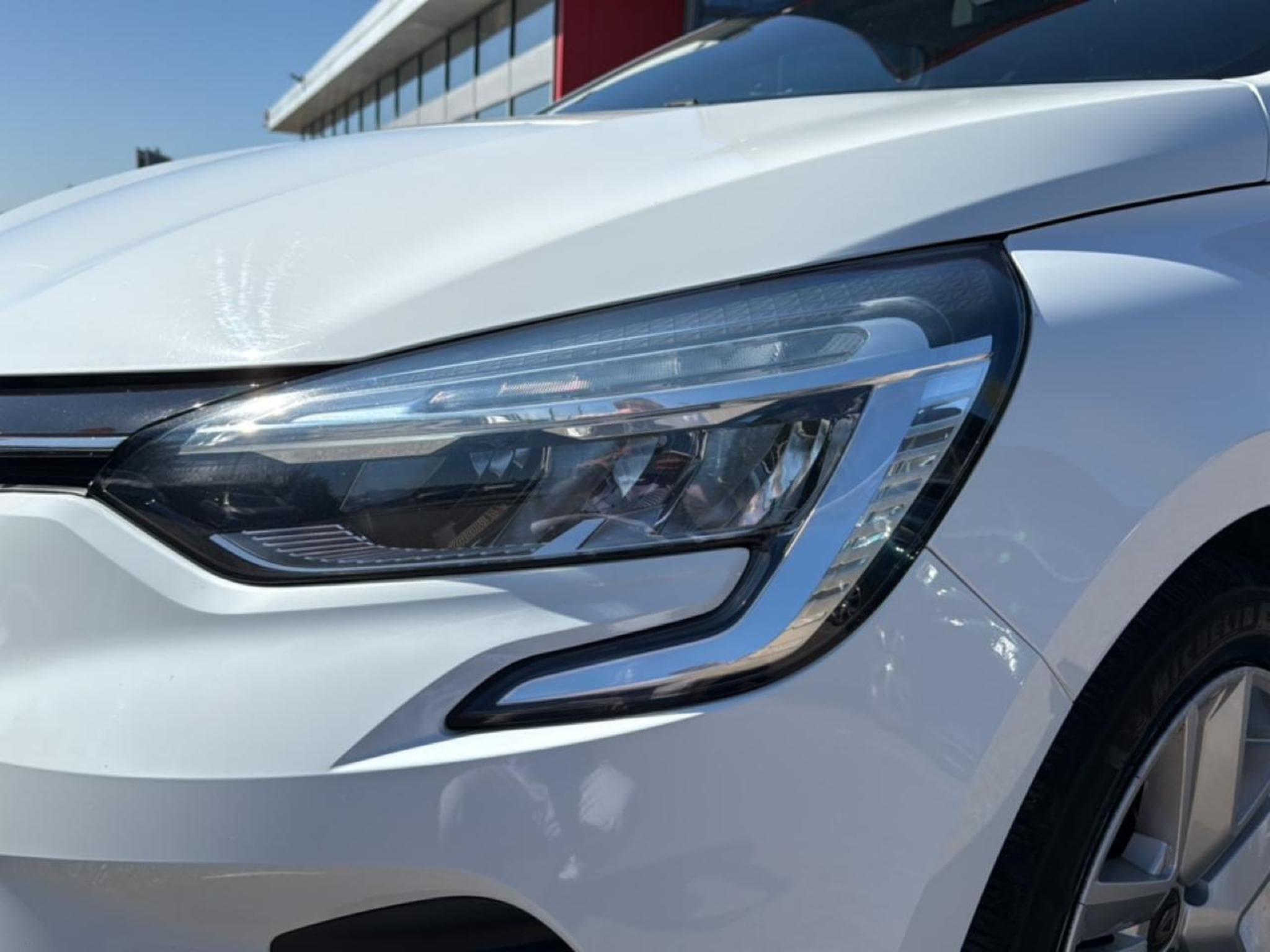 Renault Clio 1.0 TCE 100 BUSINESS (2019) - Photo 13