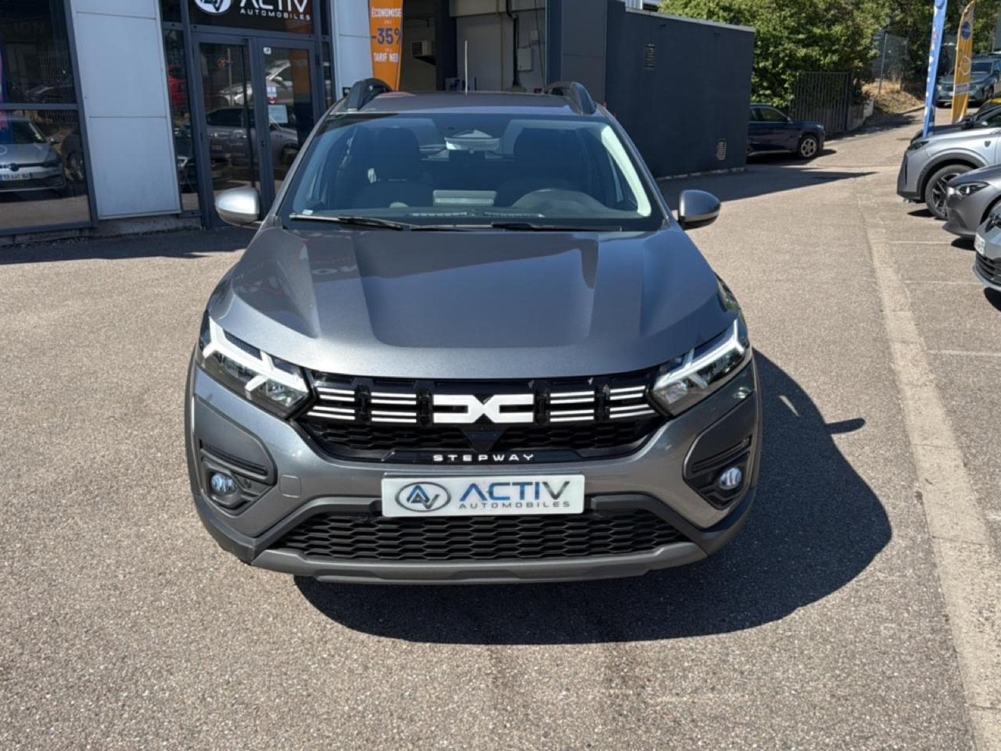 Dacia SANDERO 1.0 TCE 90 STEPWAY EXPRESSION (2025) - Photo 2