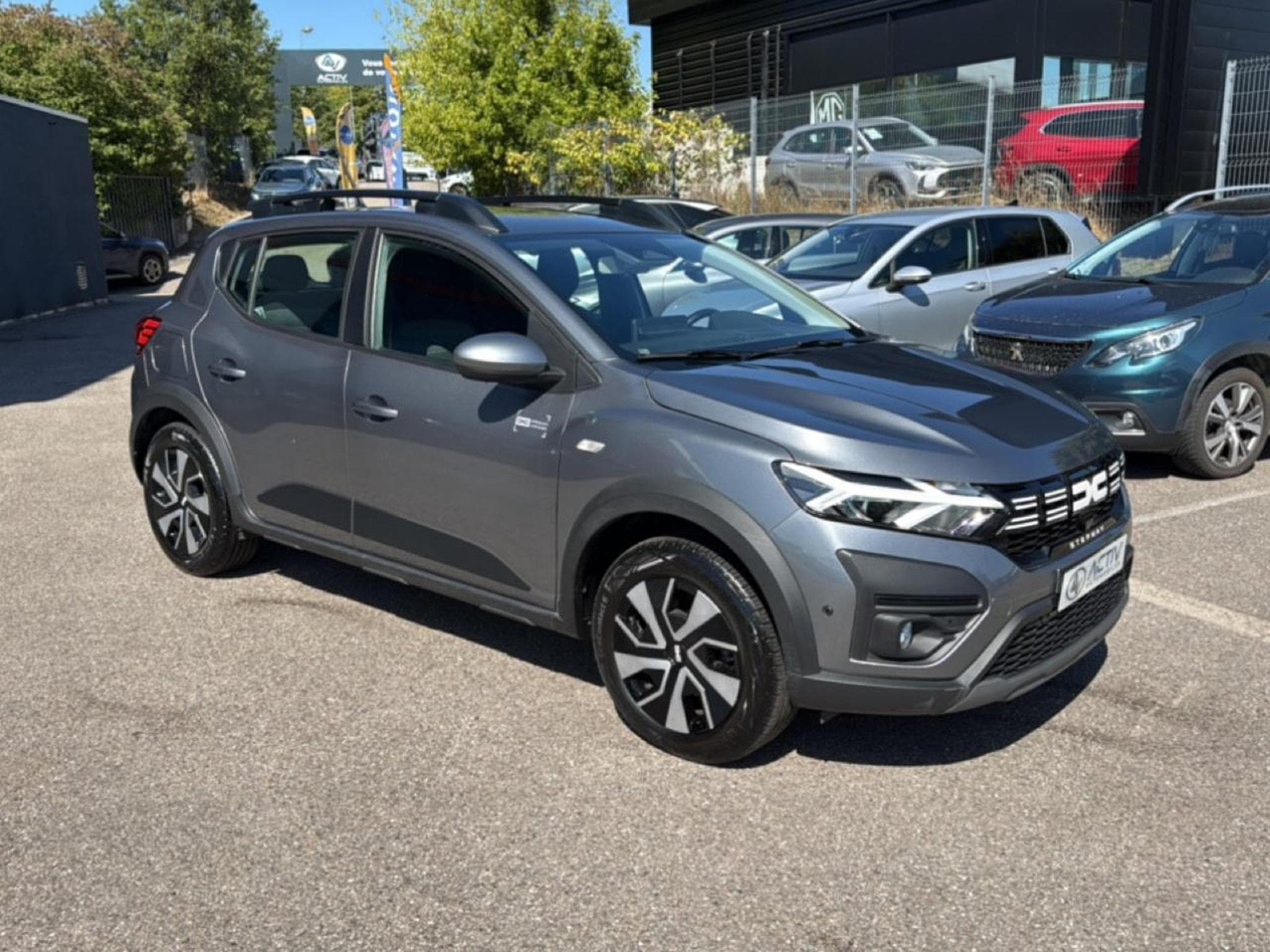 Dacia SANDERO 1.0 TCE 90 STEPWAY EXPRESSION (2025) - Photo 3