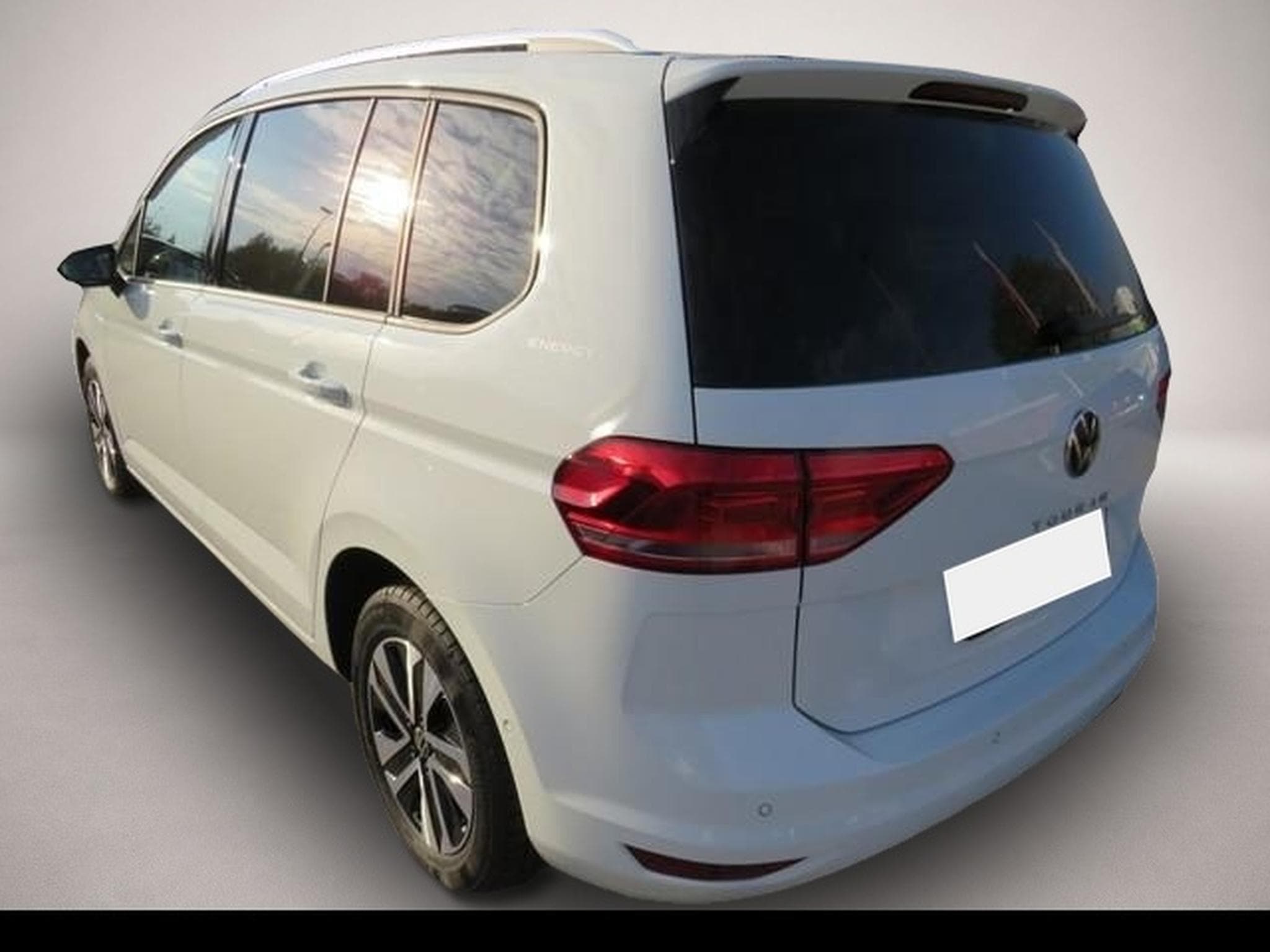 VW Touran (2026) - Photo 7