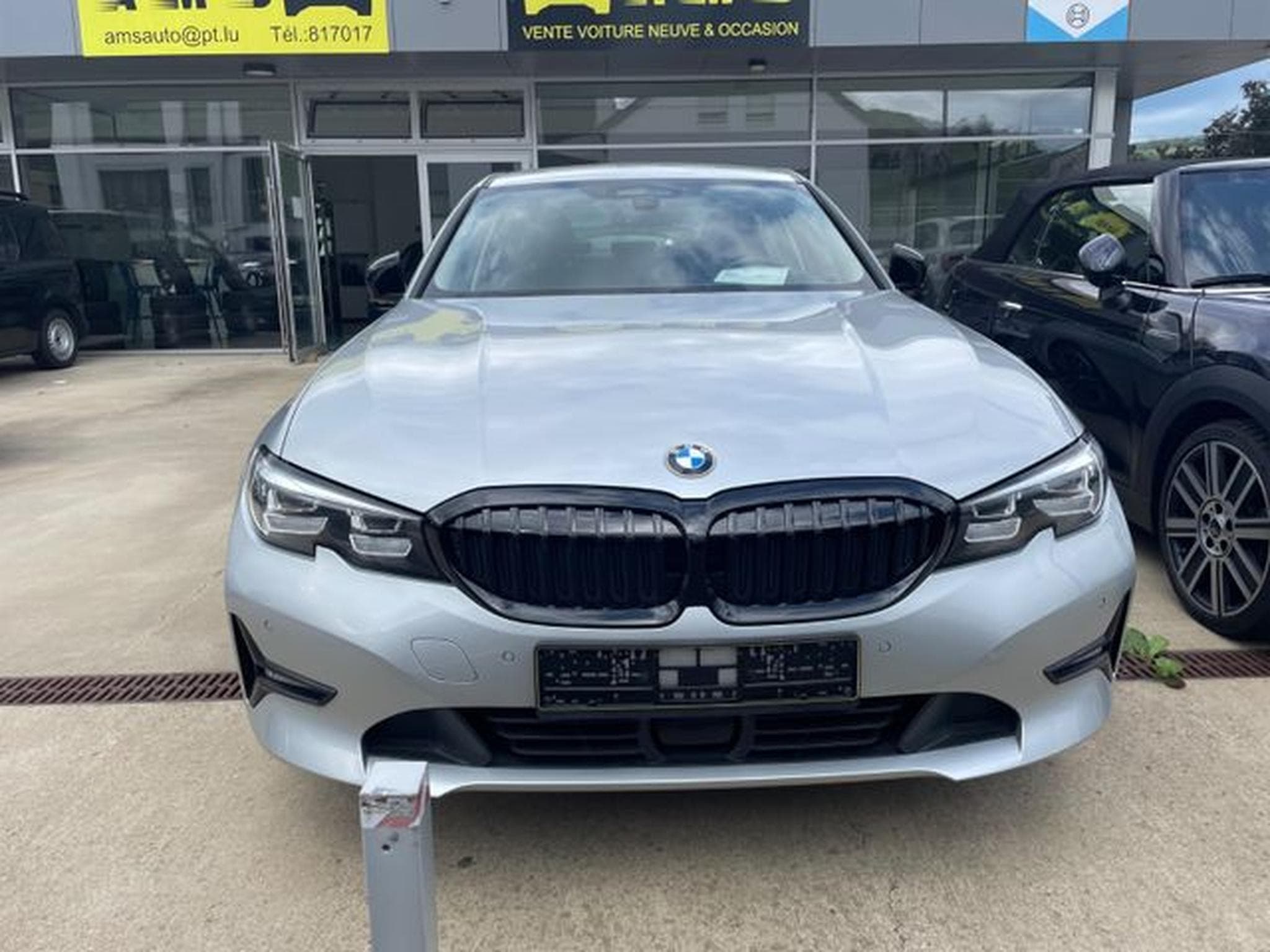 BMW 320 Baureihe 3 Lim. 320 d xDrive Advantage (2020) - Photo 2