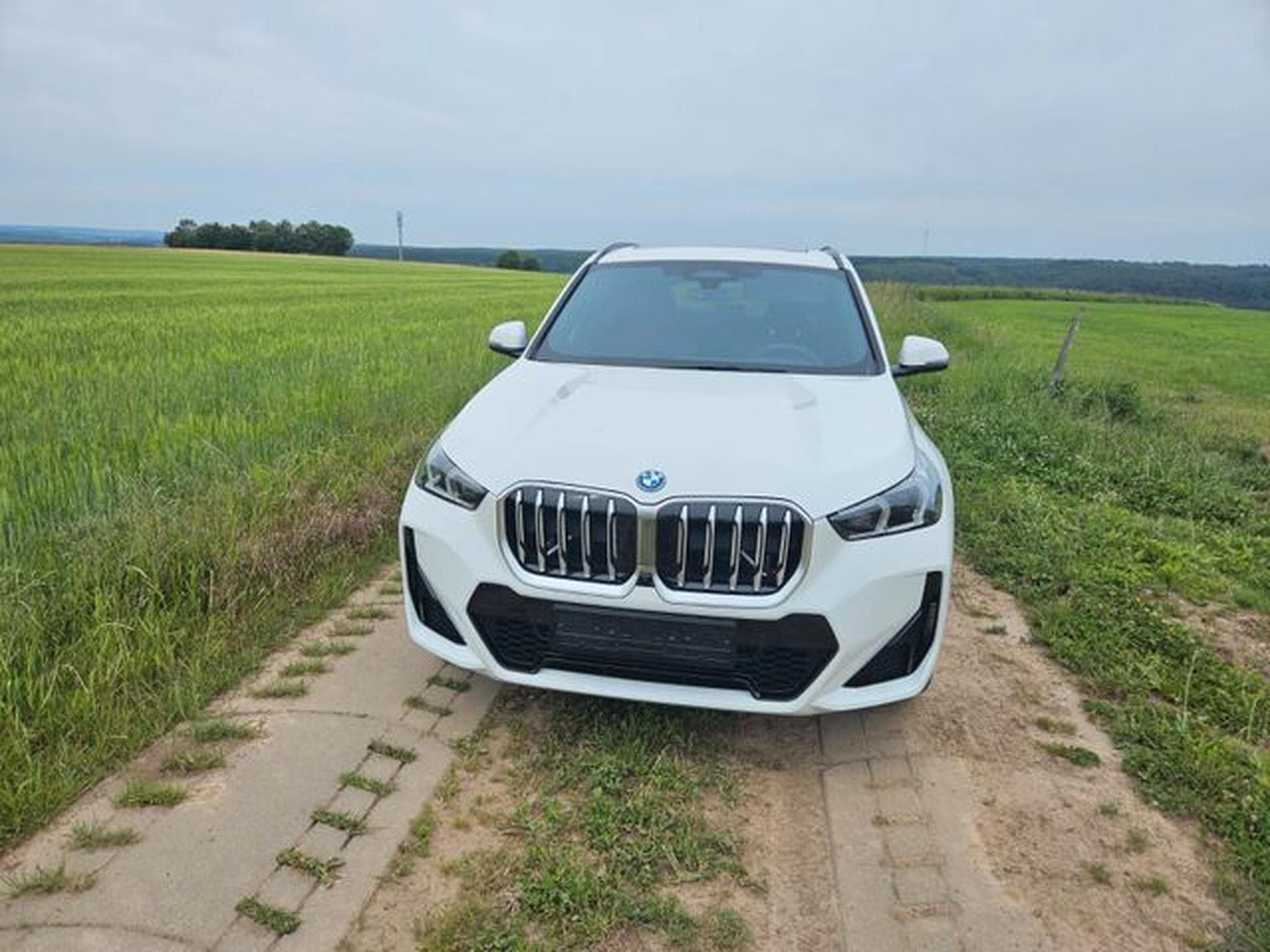 BMW X1 X1 30 e xDrive M Sport (2025) - Photo 2