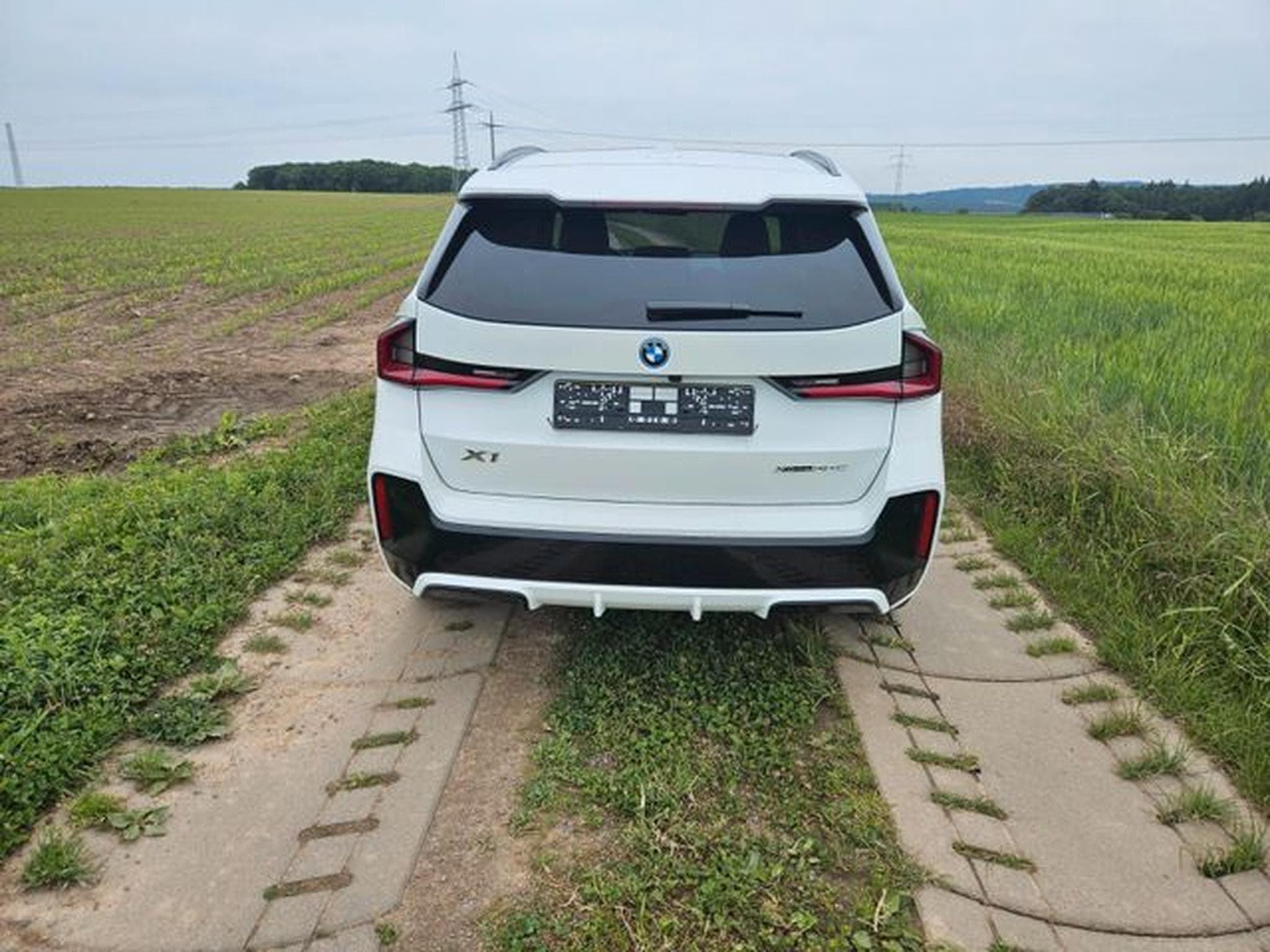 BMW X1 X1 30 e xDrive M Sport (2025) - Photo 5