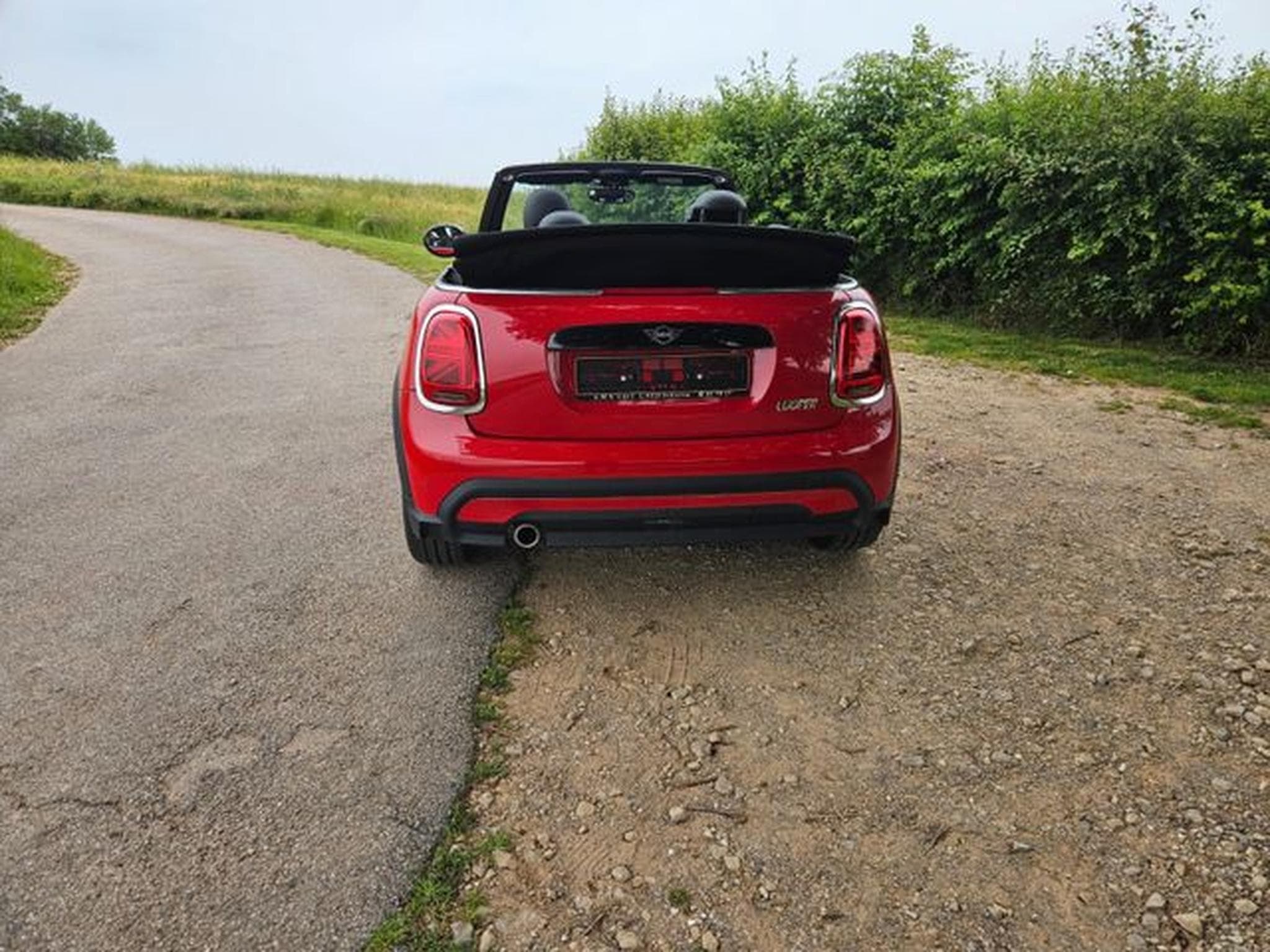 MINI Cooper COOPER Cabrio Cooper MINI Yours Trim (2022) - Photo 7