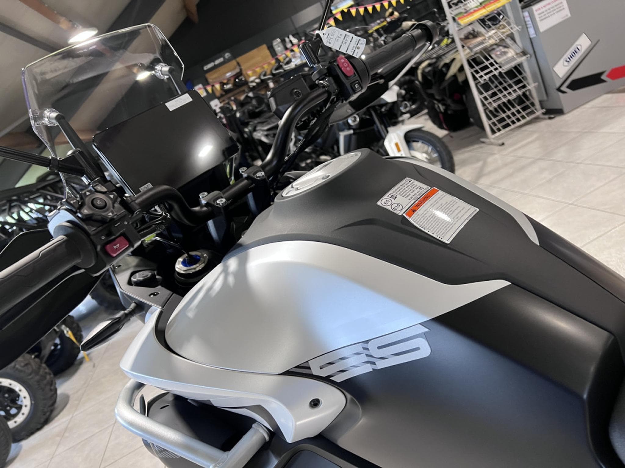 CF Moto MT EXPLORER ES (2026) - Foto 6