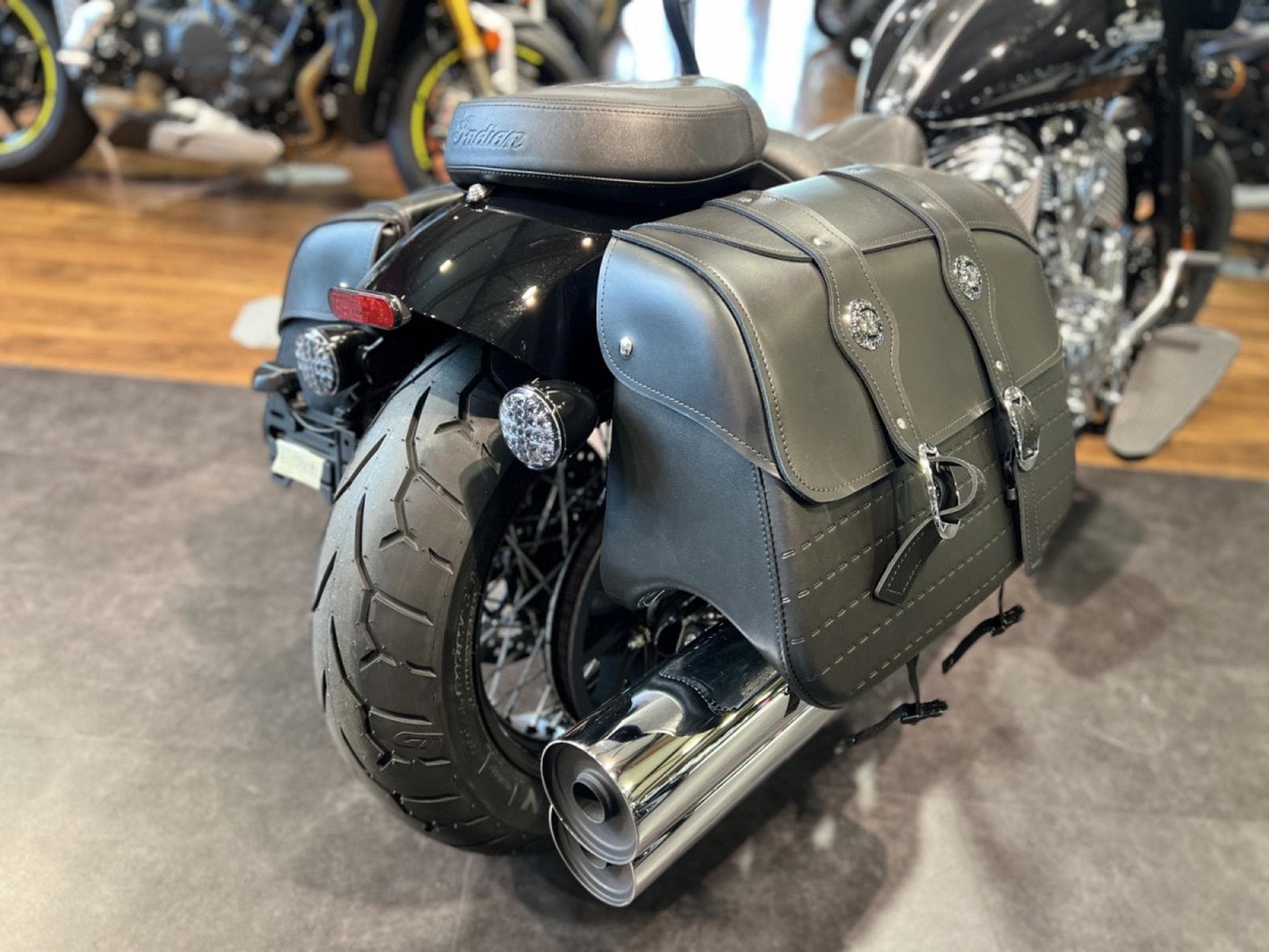 Indian Super Chief Limited Black Metallic (2025) - Foto 3