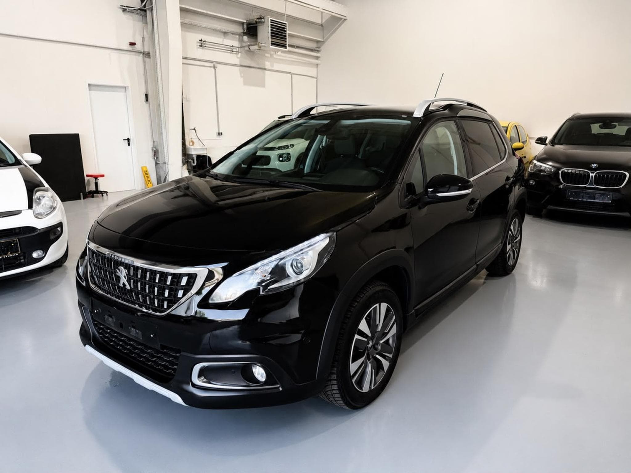 Peugeot 2008 1.2 PureTech 110 Allure (2017) - Foto 1