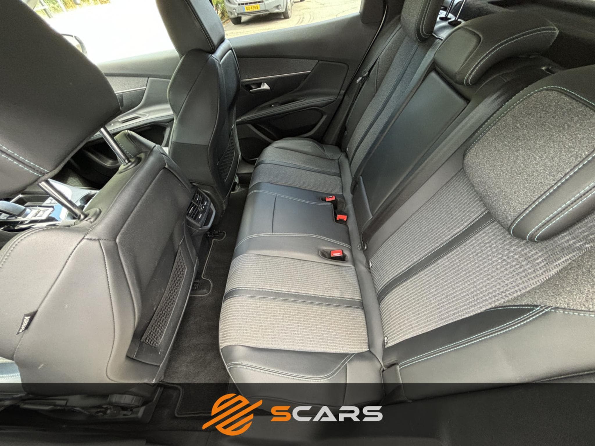 Peugeot 3008 1.6 HYBRID 225cv e-EAT8 PLUG-IN PACK ALLURE (2022) - Foto 9