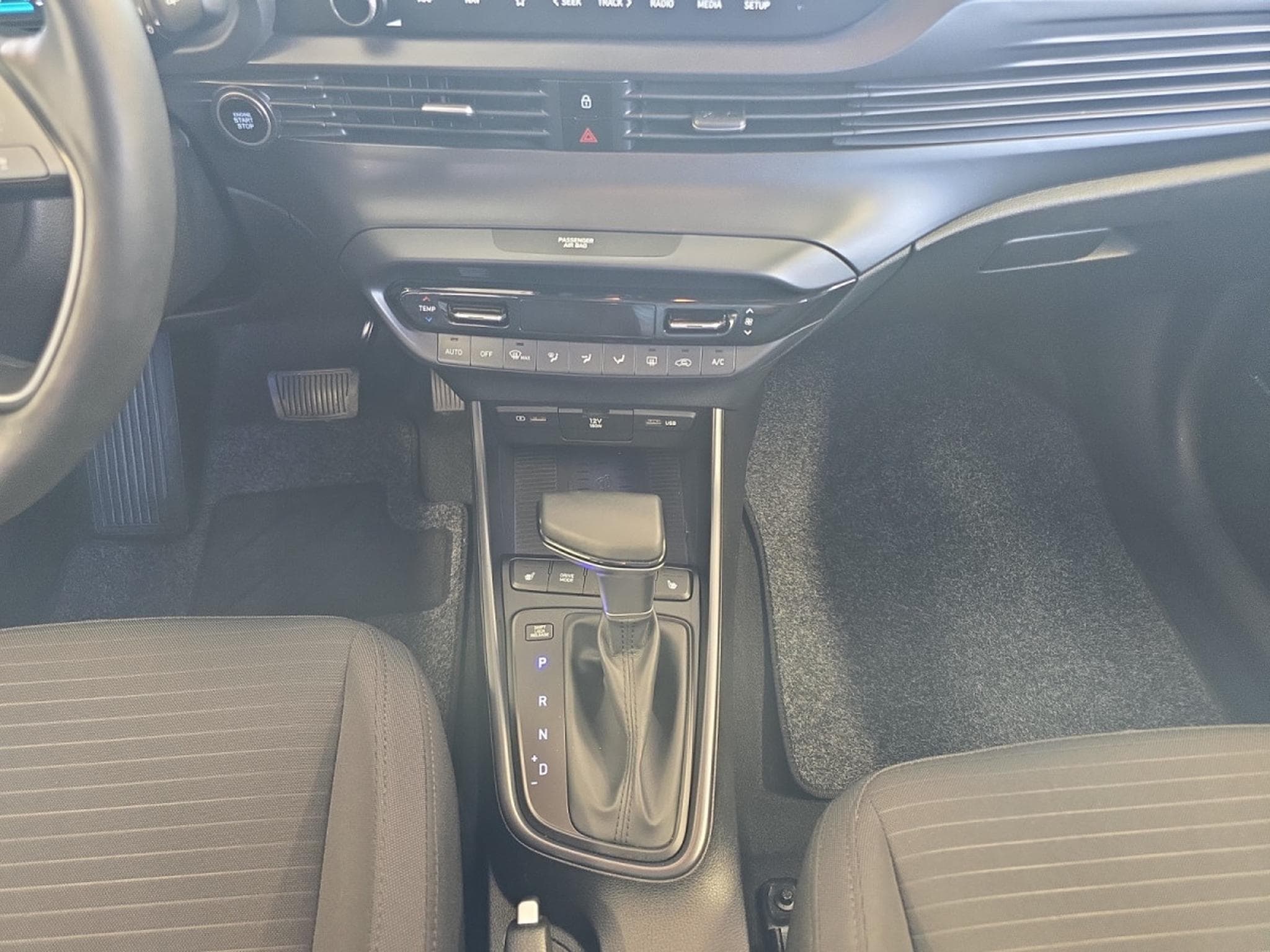 Hyundai i20 48V 1.0T 5D (2021) - Foto 15
