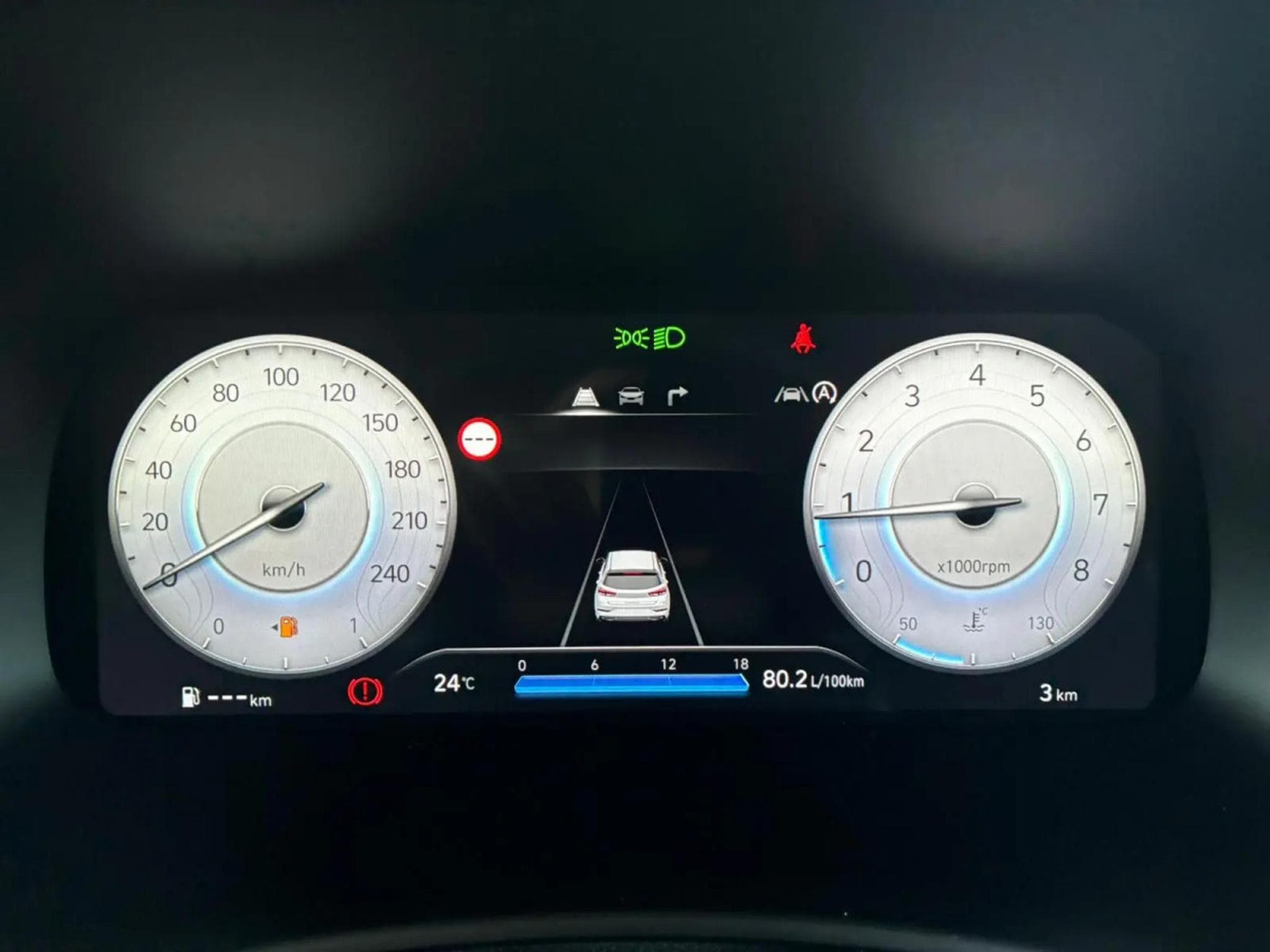 Hyundai i30 1.0 T-GDI 101 Comfort (2025) - Photo 12