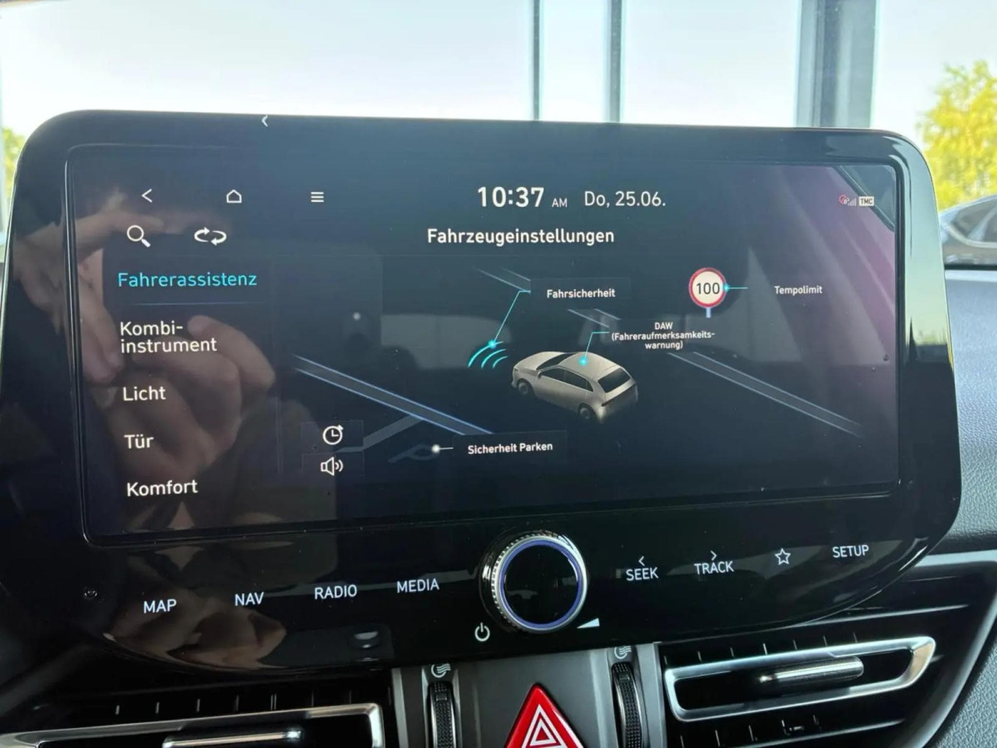Hyundai i30 1.0 T-GDI 101 Comfort (2025) - Photo 14