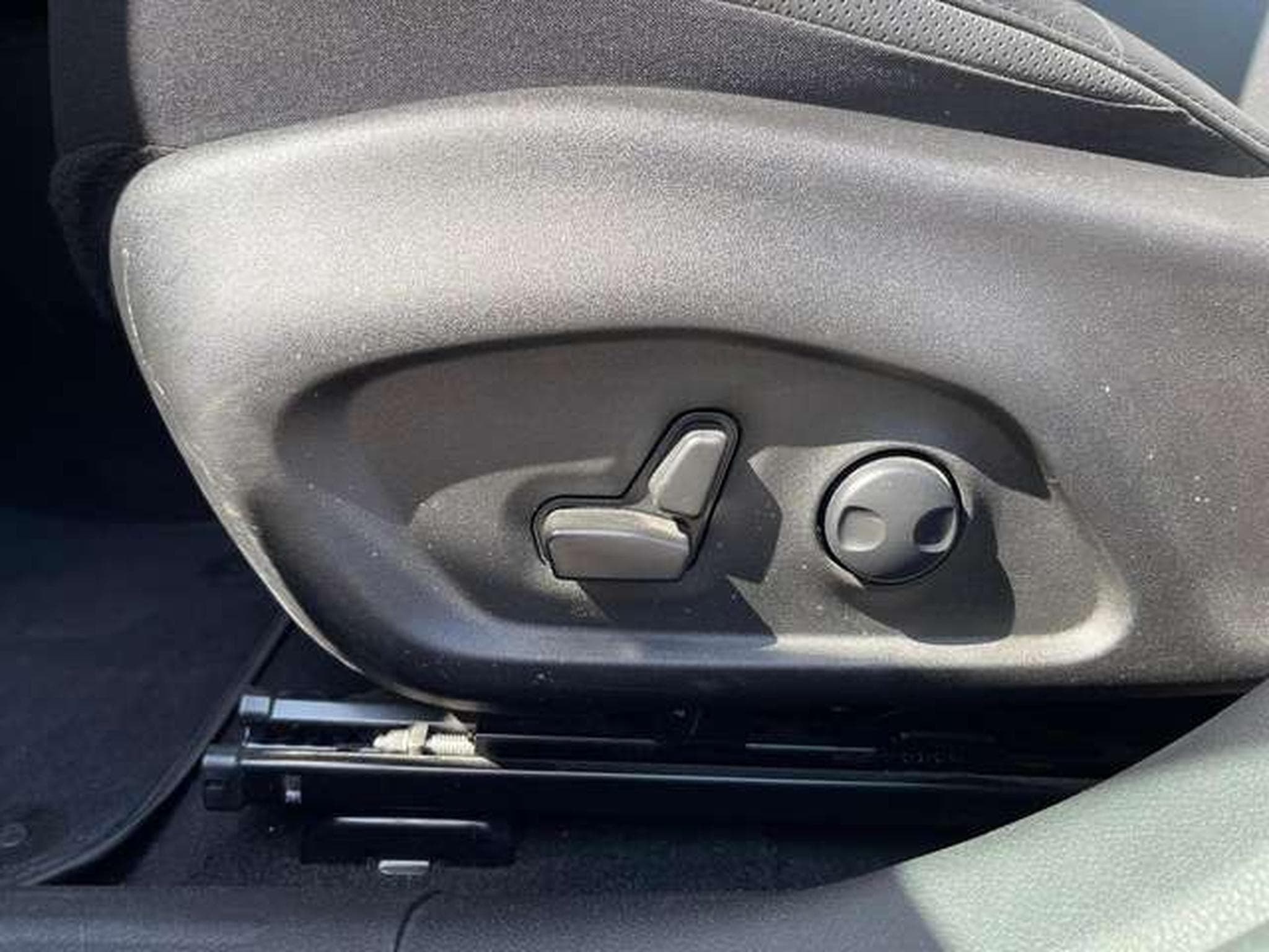 Jeep Renegade Renegade 1.5 GSE -GARANTIE JUSQU'A 36 MOIS- (2023) - Foto 10