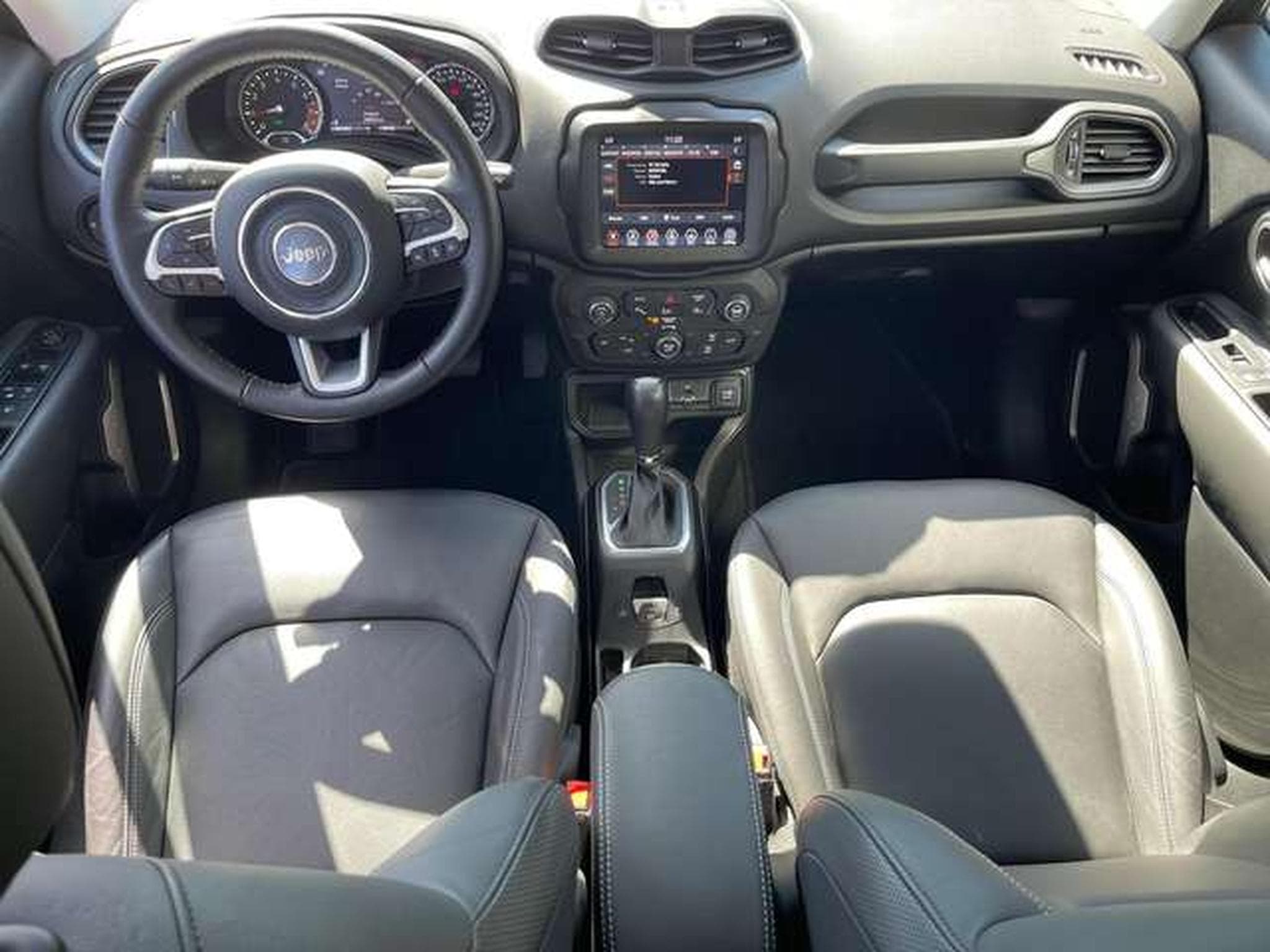 Jeep Renegade Renegade 1.5 GSE -GARANTIE JUSQU'A 36 MOIS- (2023) - Foto 13