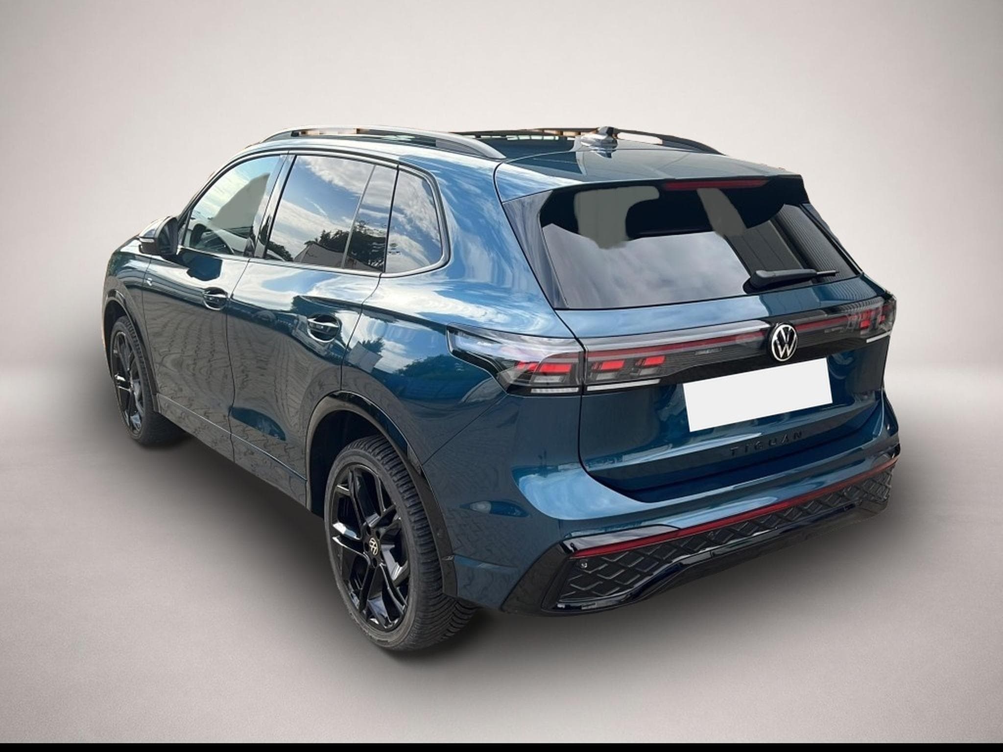 VW Tiguan (2025) - Photo 8