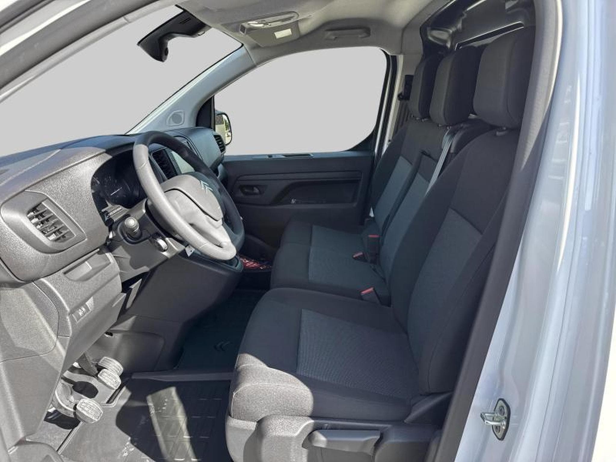 Citroen Jumpy M 1.5 BlueHDI 120 S&S BVM6 (2024) - Foto 12