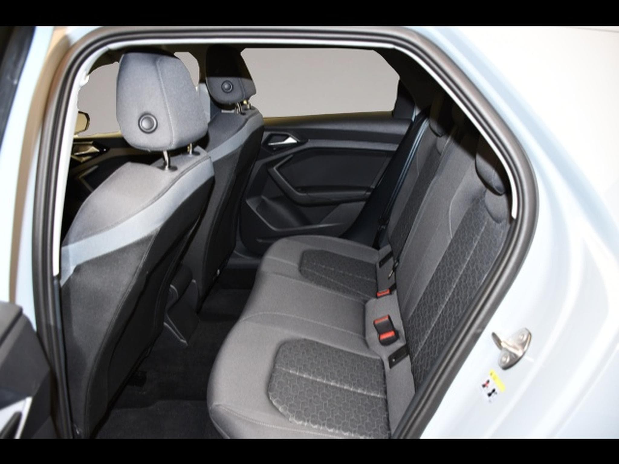 Audi A1 (2025) - Photo 6