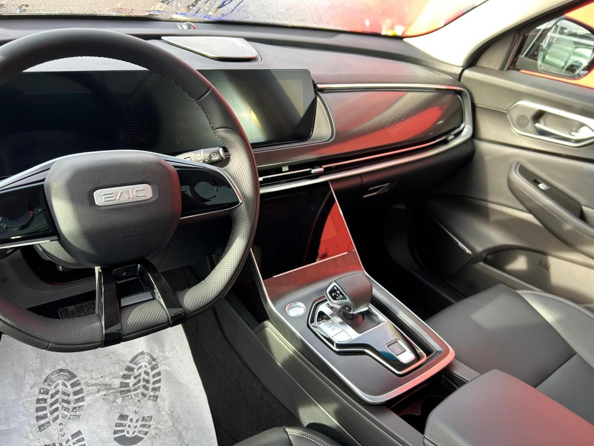 Baic X75 1.5 TURBO AUTO FULL OPTIONS (2026) - Foto 10