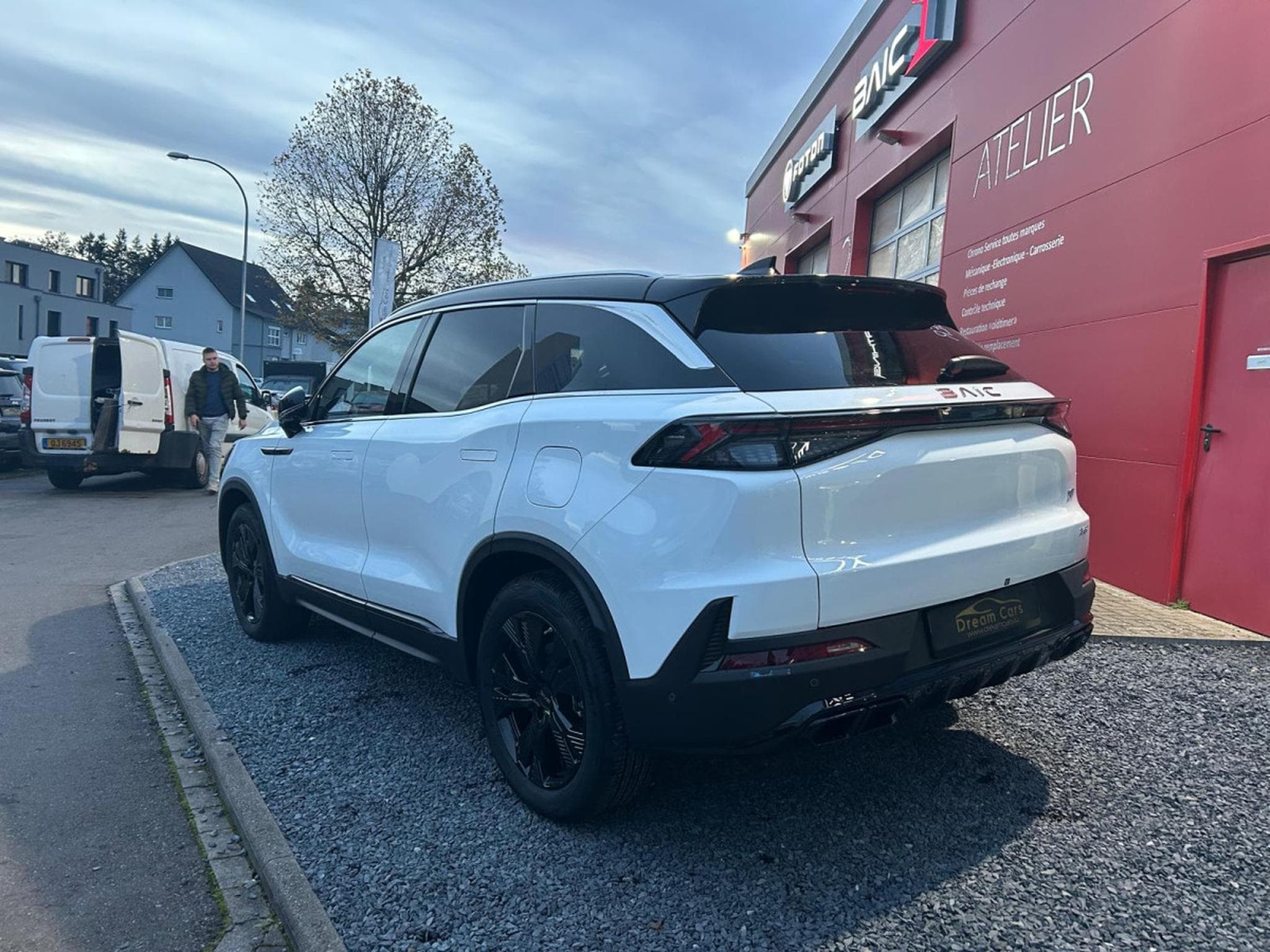 Baic X75 1.5 TURBO AUTO FULL OPTIONS (2026) - Foto 2