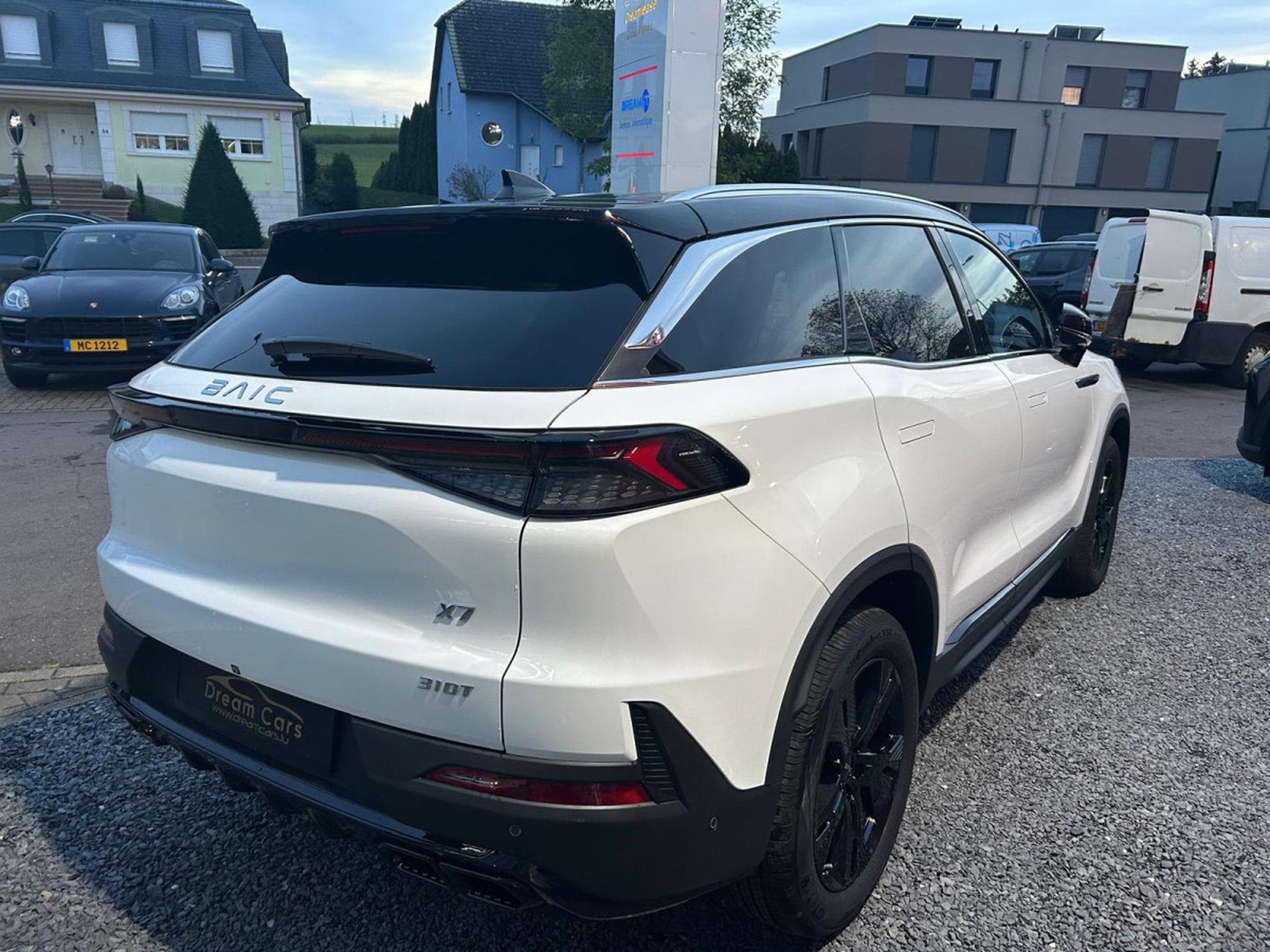 Baic X75 1.5 TURBO AUTO FULL OPTIONS (2026) - Foto 4