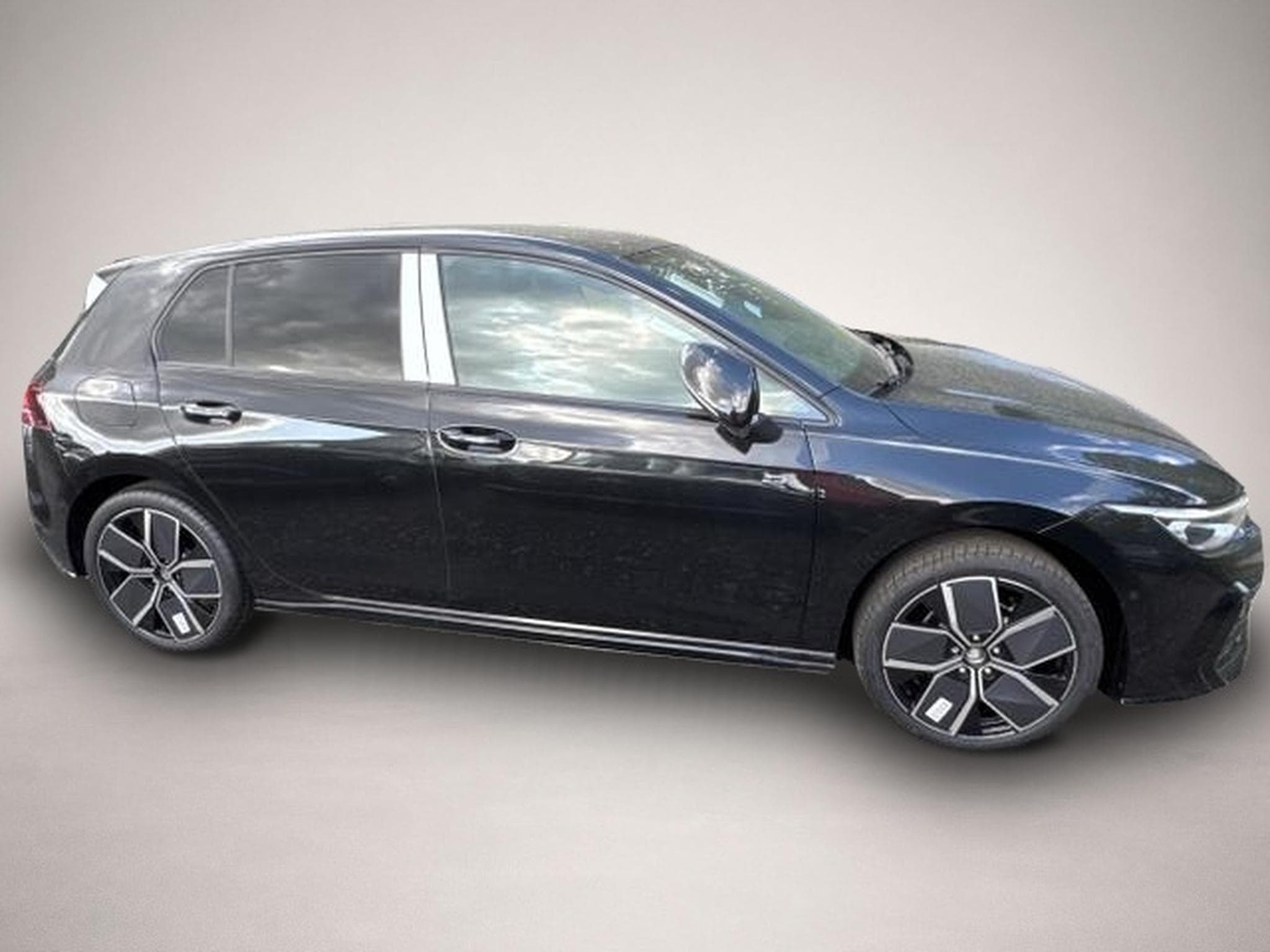VW Golf (2026) - Photo 5