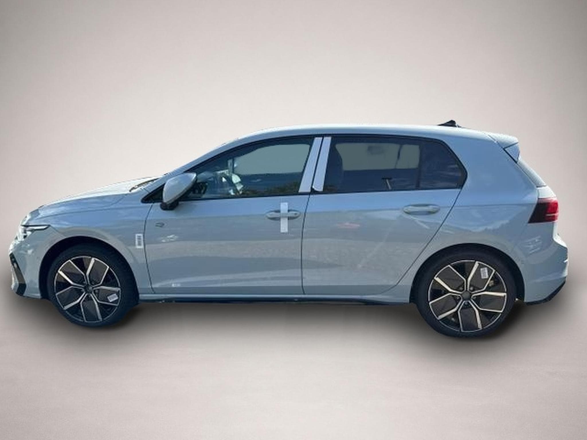 VW Golf (2026) - Photo 2