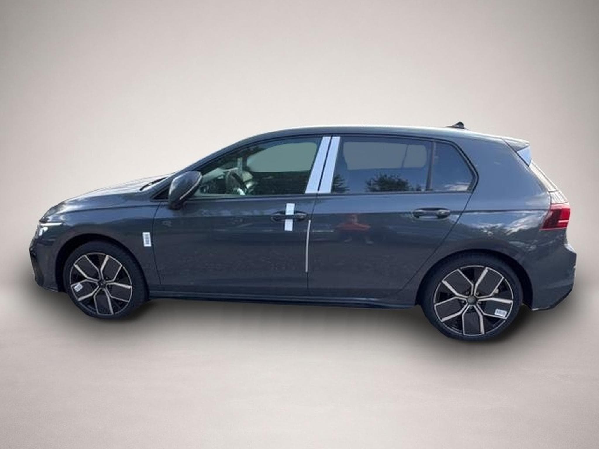 VW Golf (2026) - Photo 2