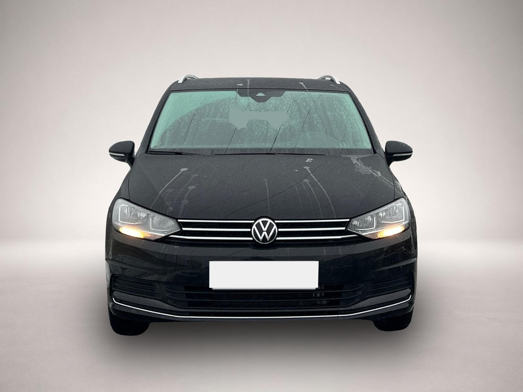 VW Touran (2024) - Photo 1