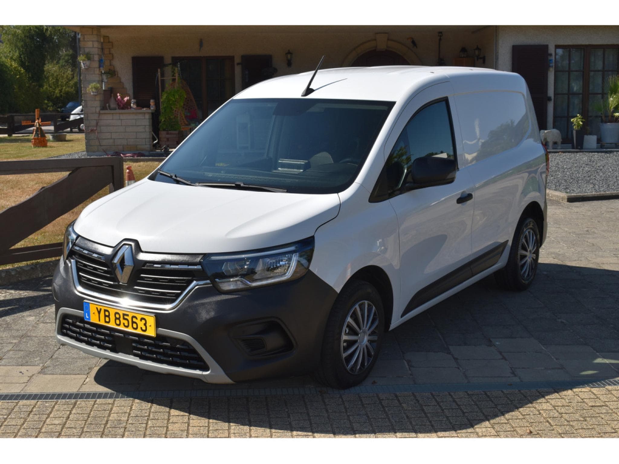 Renault Kangoo 1,5 DCi 95 Airco (2021) - Photo 16