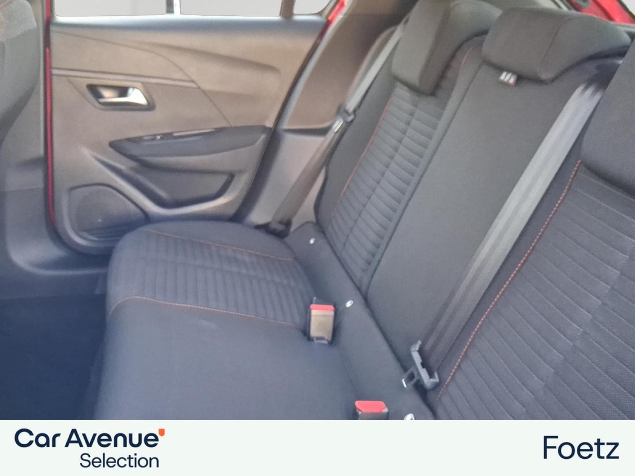 PEUGEOT 208 e-208 136ch Active Pack (2022) - Photo 9