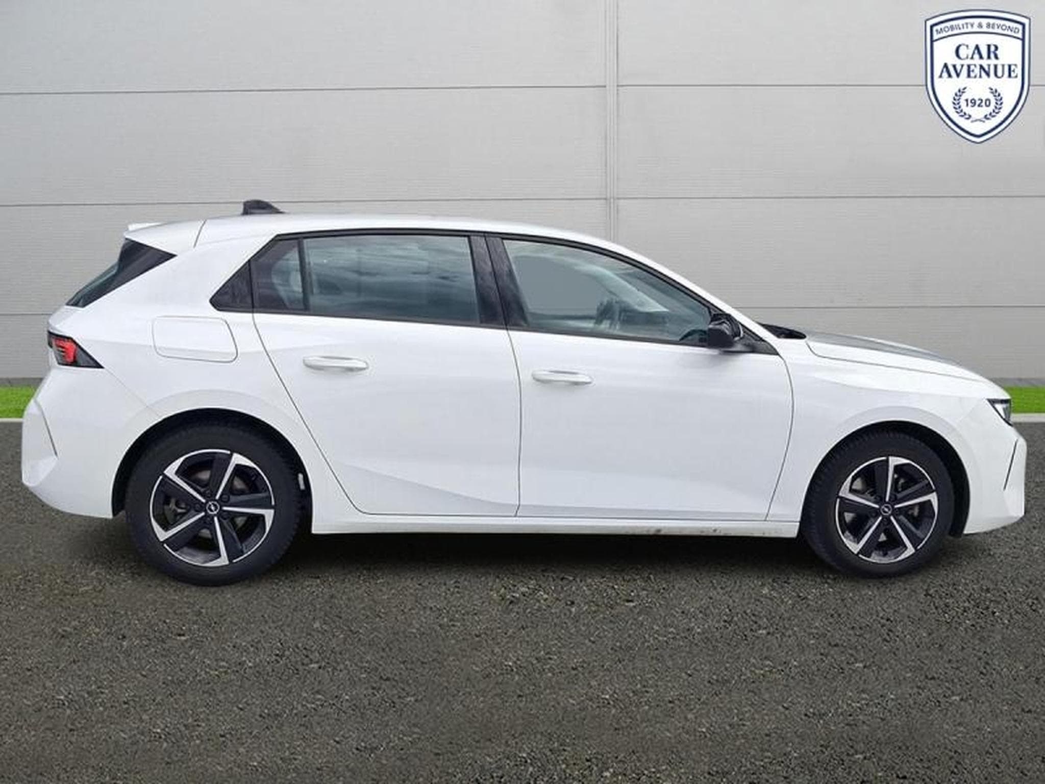 OPEL Astra 1.5 D 130ch BVA8 (2024) - Photo 5