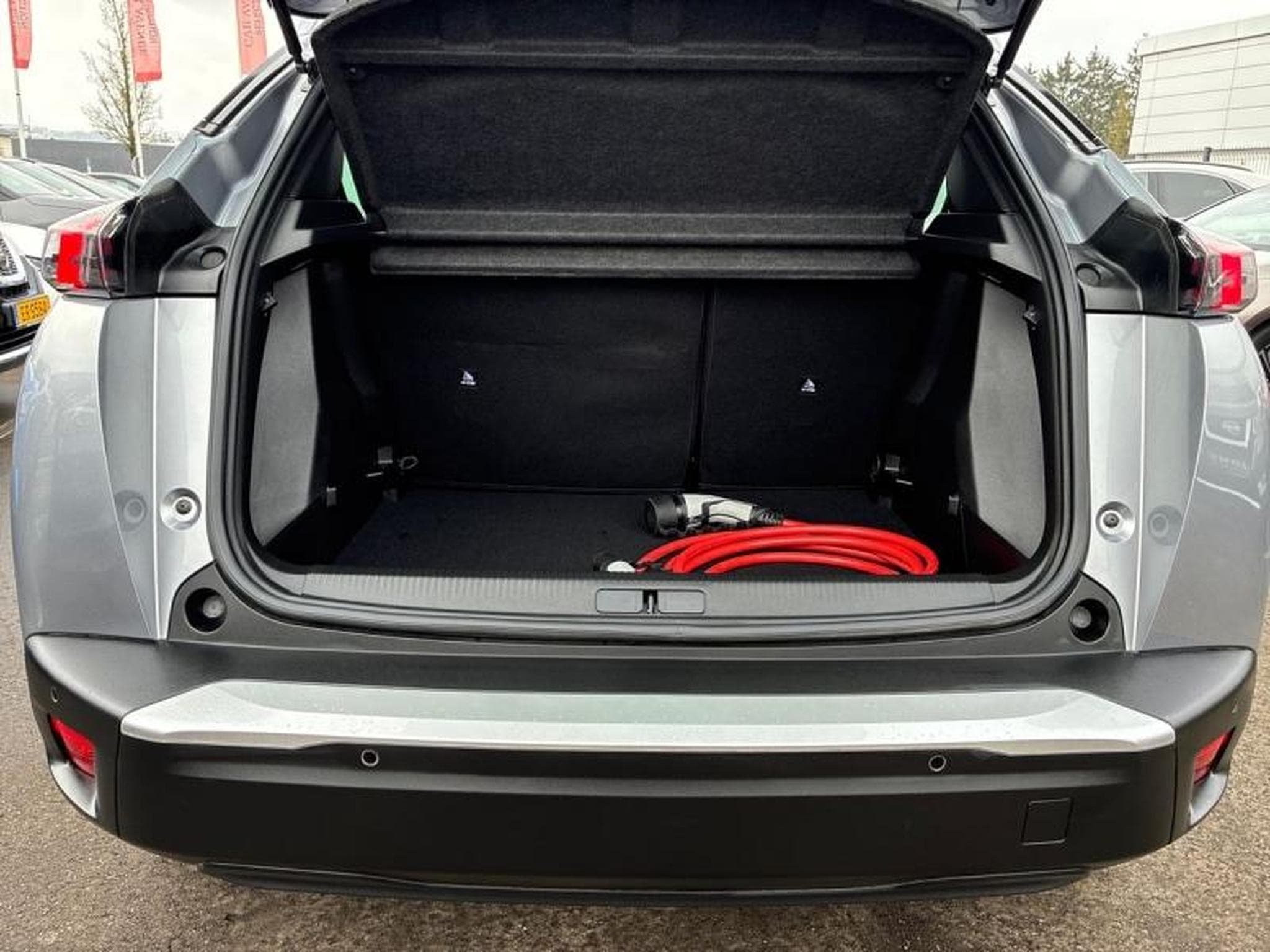 PEUGEOT 2008 e-2008 136ch Active (2021) - Foto 8